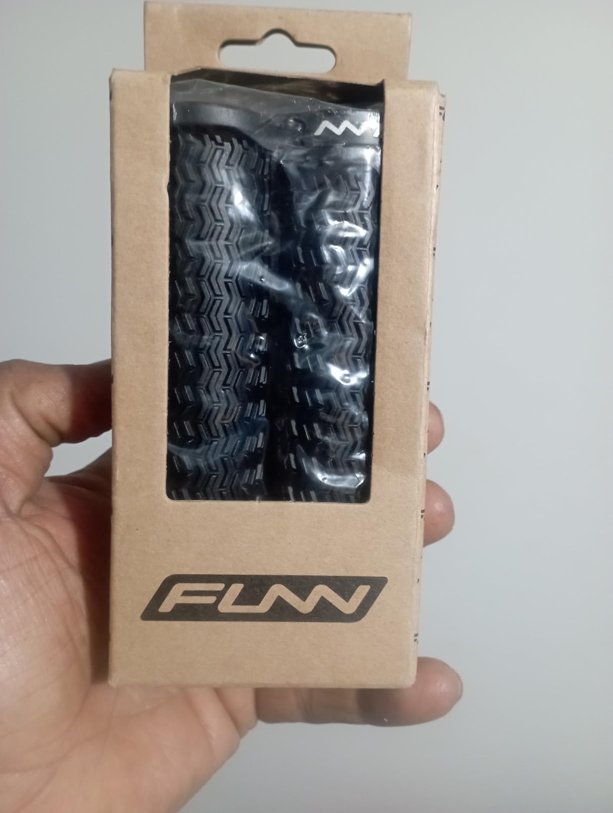 Funn Holeshot MTB Bike Grips with Single Lock On Clamp customer photo 2