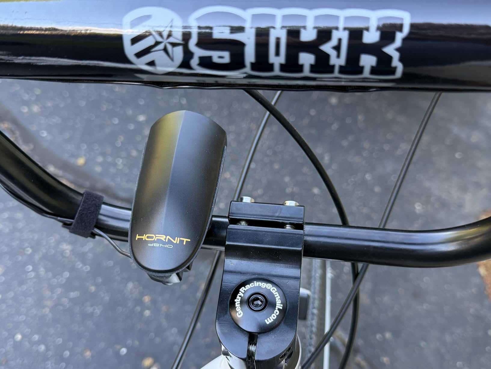 Hornit dB140 Bike Horn, Upgraded V3 Model, World's Loudest Bicycle Horn for Increased Rider Safety, Remote Trigger and Upgraded Mounting System Included customer photo 1