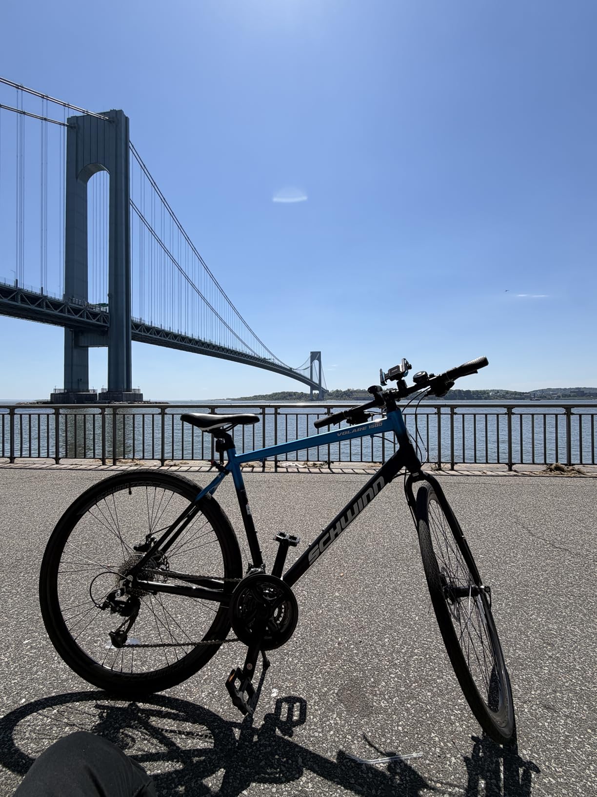 Schwinn Volare 1300 Road Bike, 700c Mens and Womens Bike, 14-Speed Drop Bar Road Bicycle, Aluminum Frame, Sport Tires customer photo 1