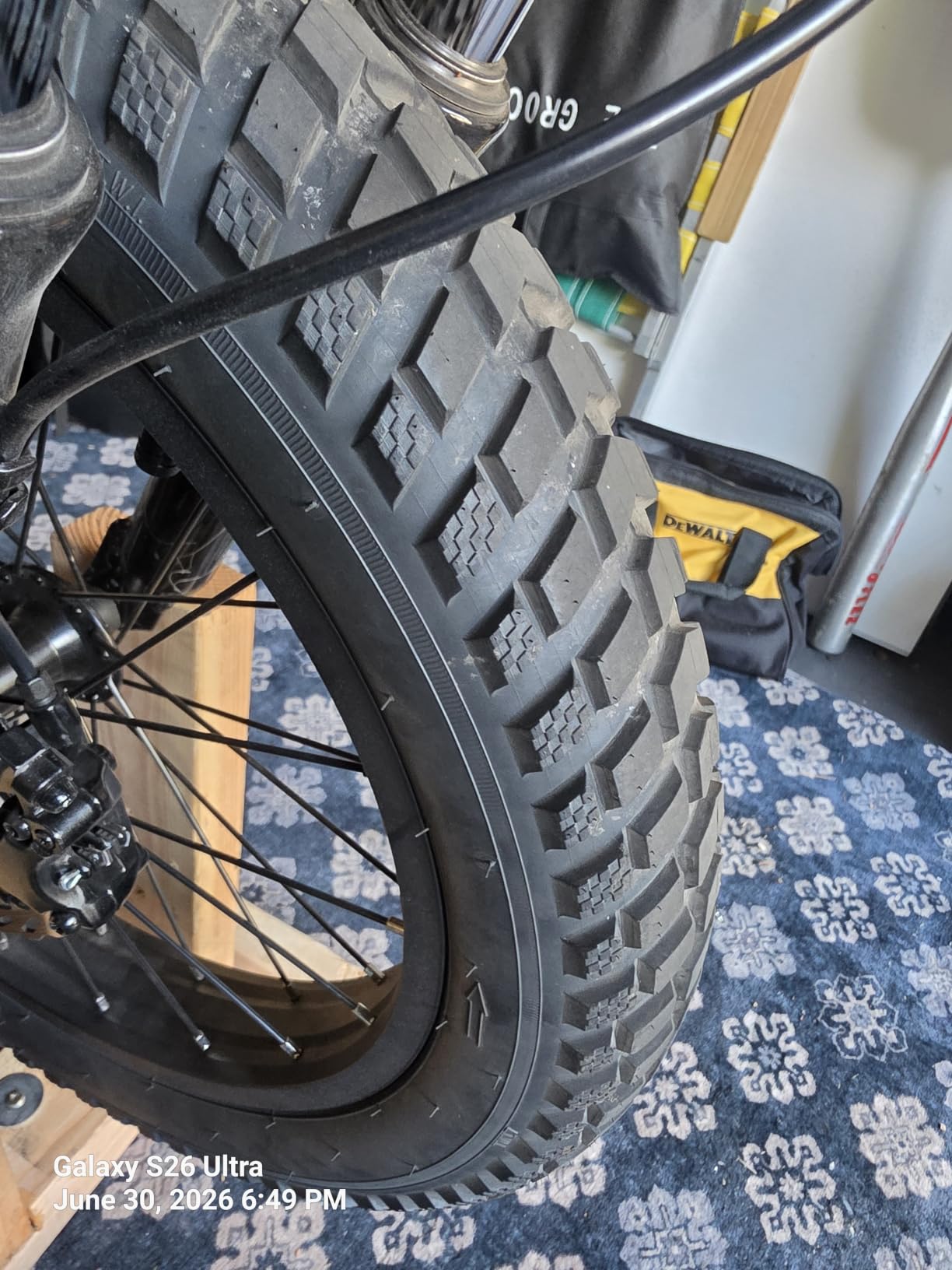 Heavy Duty 20x3.0 20x4.0 E-Bike Tires Compatible with Electric Bike, MTB, Mountain, All-Terrain Directional Tread Bicycle Tires customer photo 1
