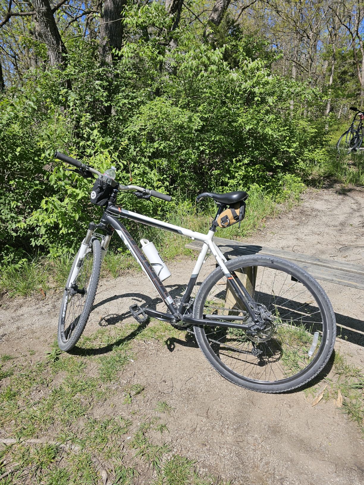 ULAC Neo Porter C-Hold+ 2.2 L Cycling Feed Bag Black-Grey, 210 x 140 x 85 mm Top Tube and Handlebar Bag with Removable Shoulder Strap customer photo 2