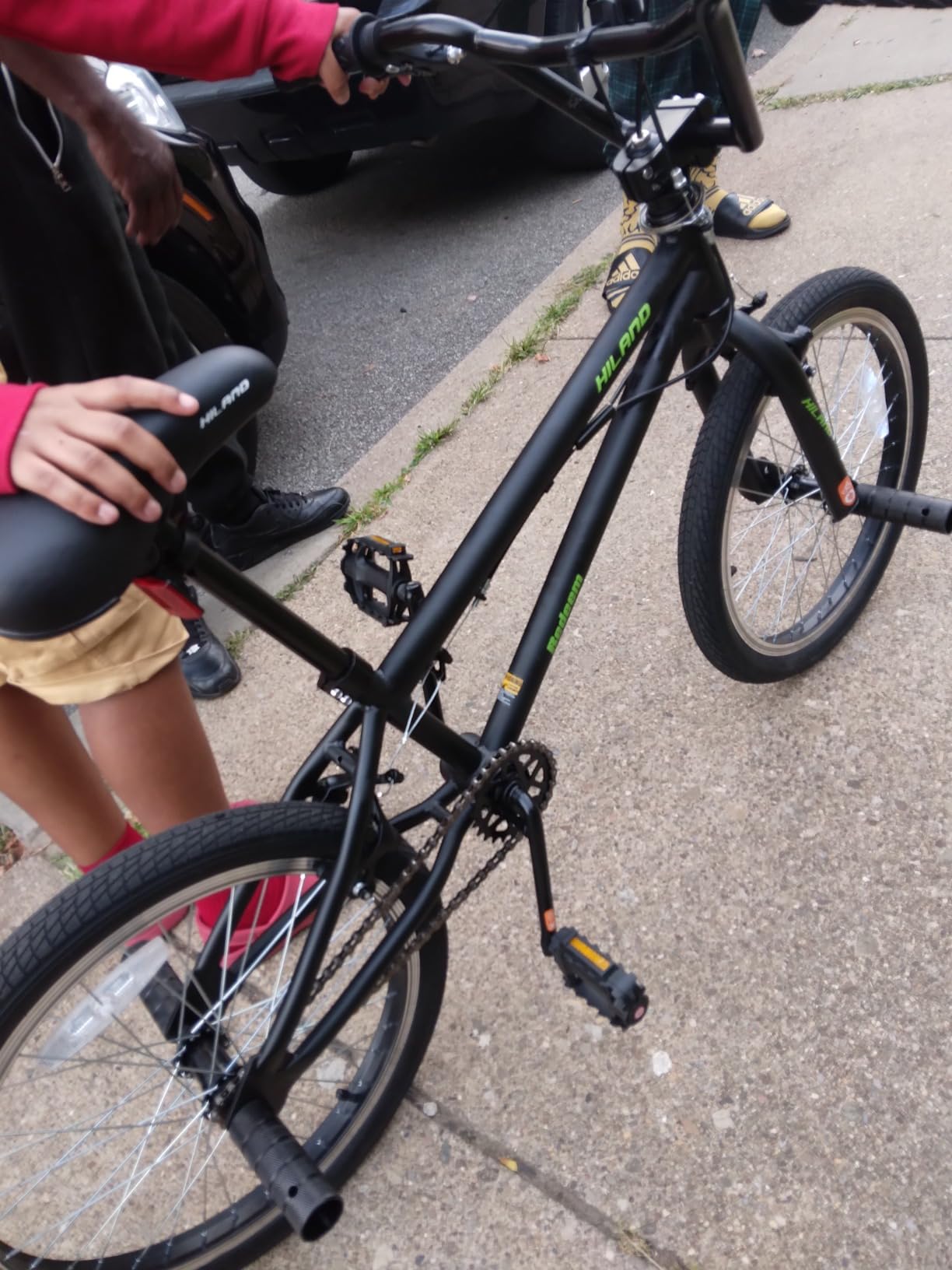 Hiland 20 Inch Freestyle BMX Bike for Kids Boys & Girls, Youth BMX Bicycle with 360 Degree Gyro Rotor, 4 Pegs, Hi-Ten Steel Frame & Dual U-Brakes customer photo 1