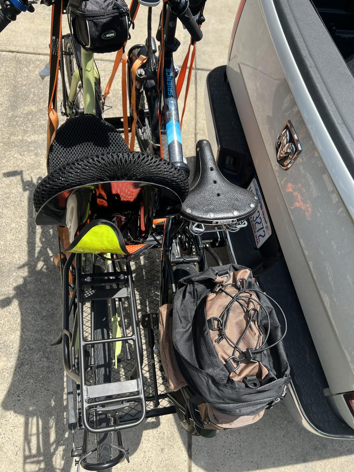 MaxxHaul 50641 60 inch x 20 inch 500 lb. Capacity 2 in 1 Hitch Mount Cargo Carrier Rack and 2 Bike Rack for 2 inch Receiver customer photo 2