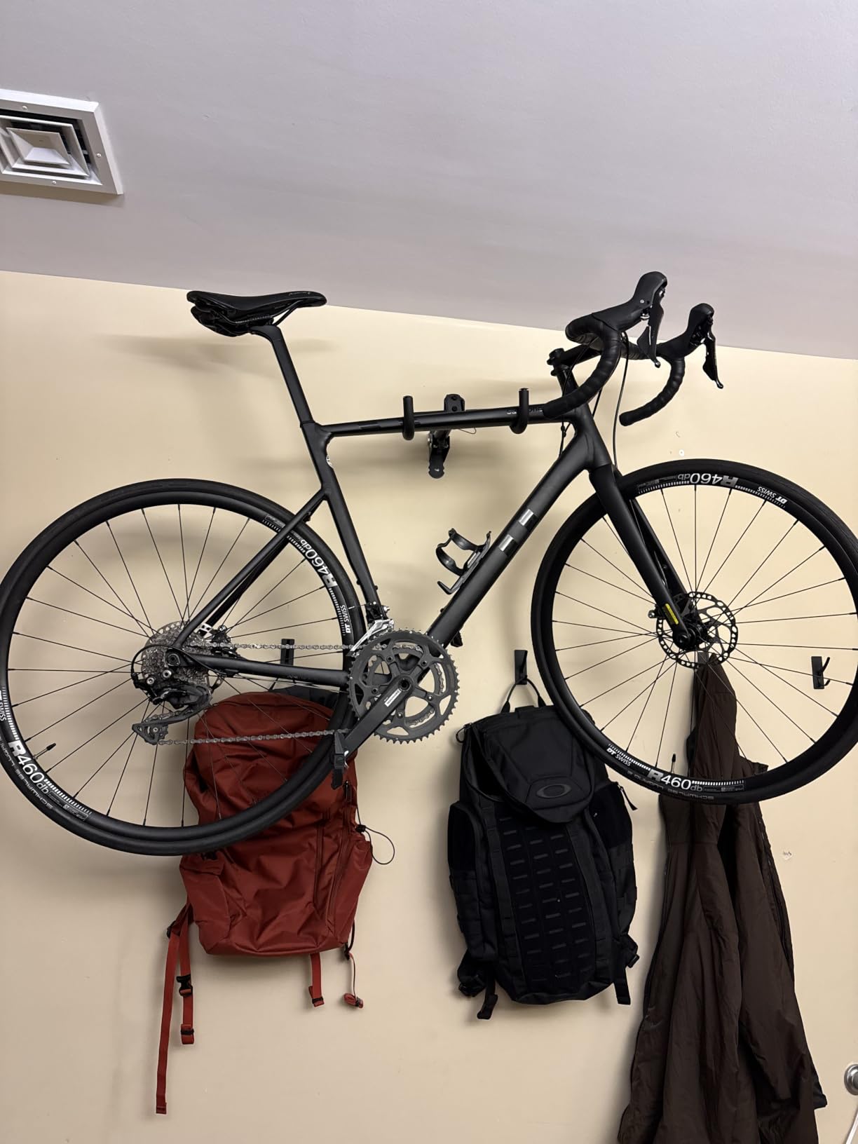 Gootus Bike Wall Mount Hanger - Horizontal Bicycle Indoor Storage Rack customer photo 1