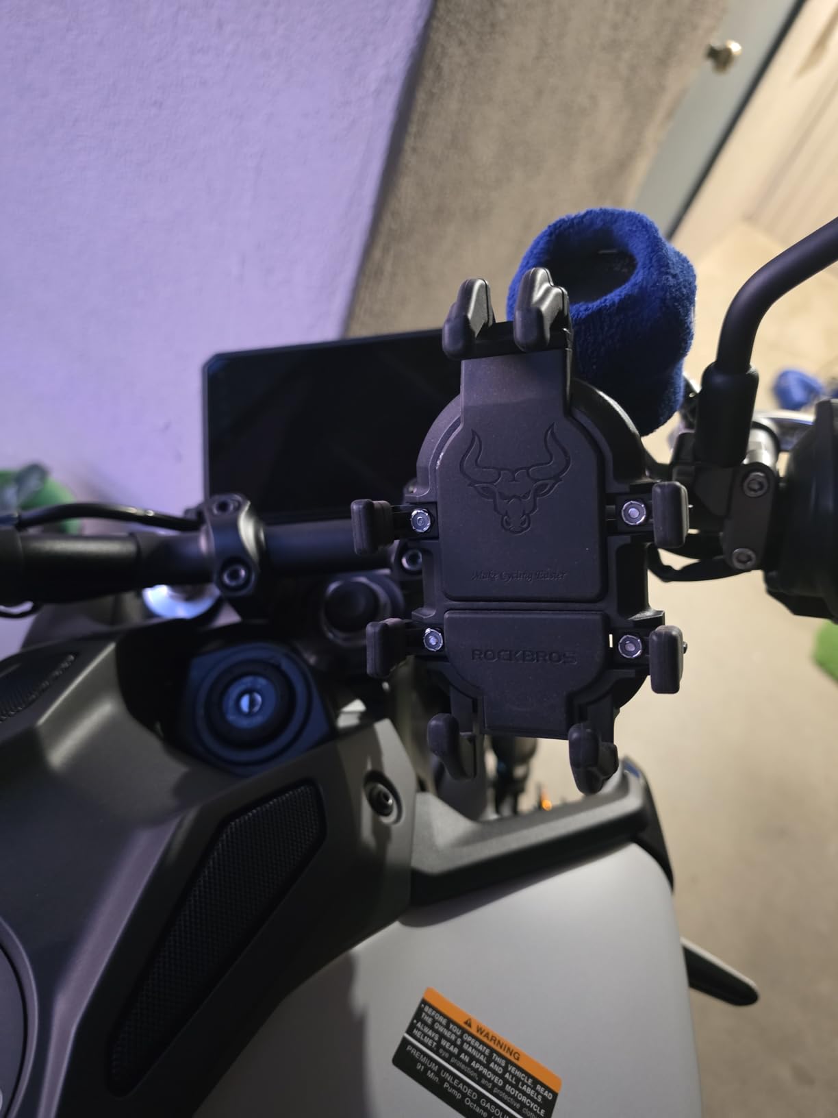 ROCKBROS Aluminum Motorcycle Bike Phone Mount with Vibration Dampener | Compatible for 4.7''-7.1'' Phones, Universal Handlebar, Compatible with iPhone 16/15/14/13 Pro Max customer photo 2