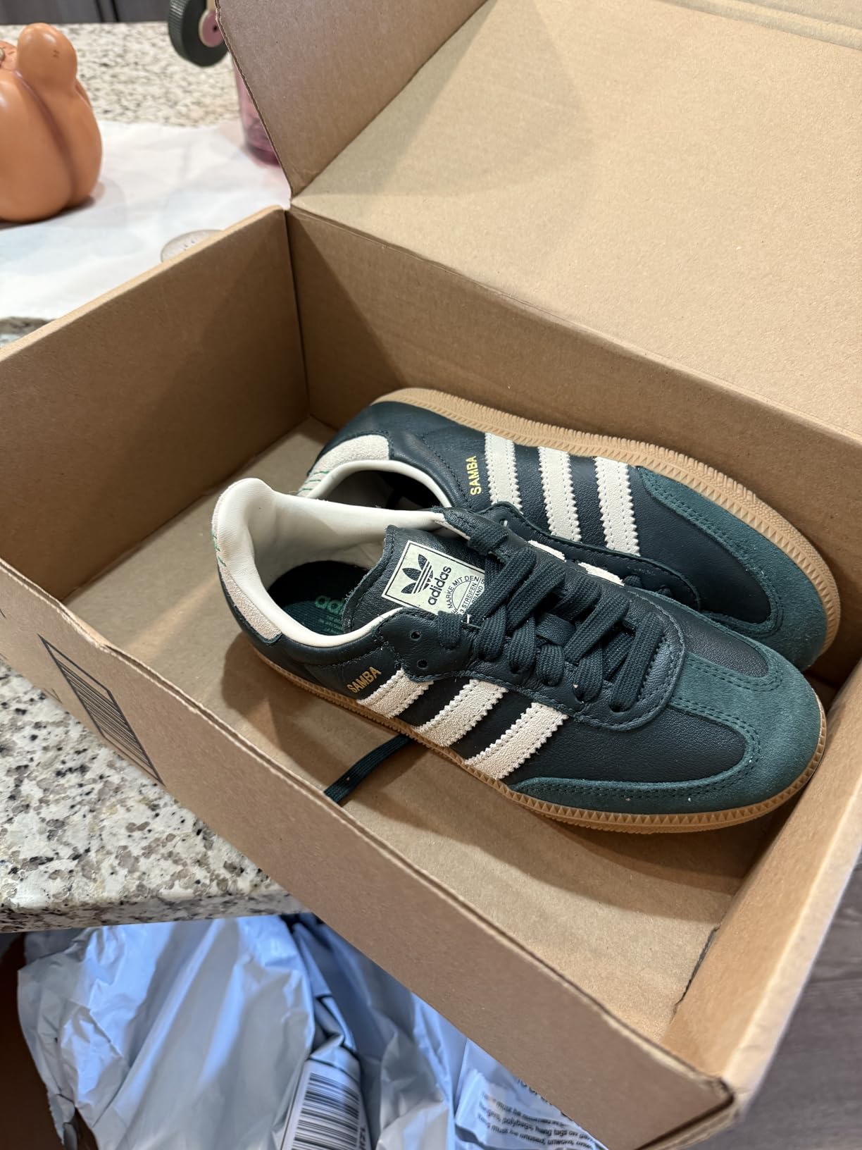 Adidas Unisex-Adult The Velosamba customer photo 1