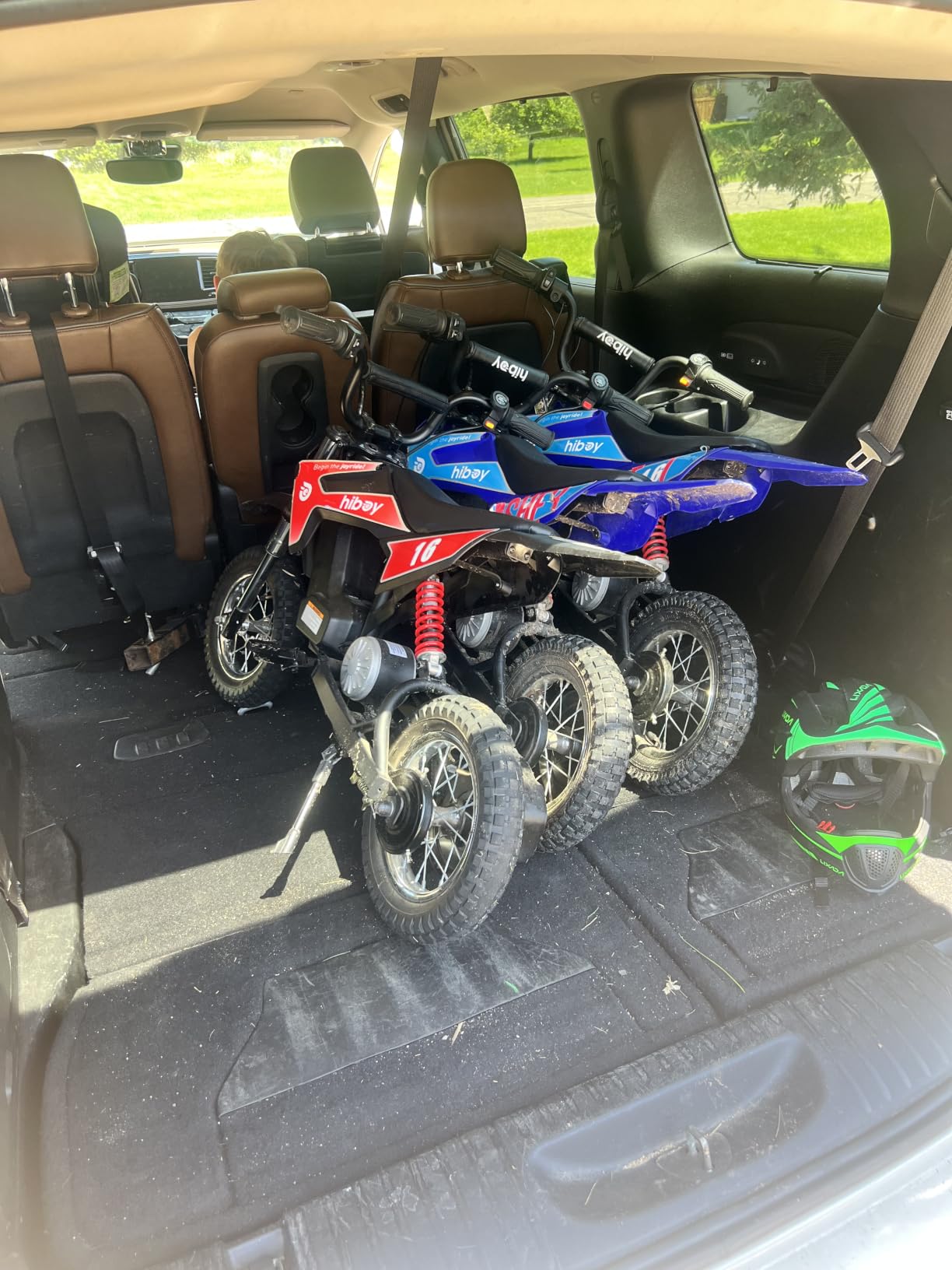 Hiboy DK1 36V Electric Dirt Bike,300W Electric Motorcycle - Up to 15.5MPH & 13.7 Miles Long-Range,3-Speed Modes Motorcycle for Kids Ages 3-10 customer photo 1