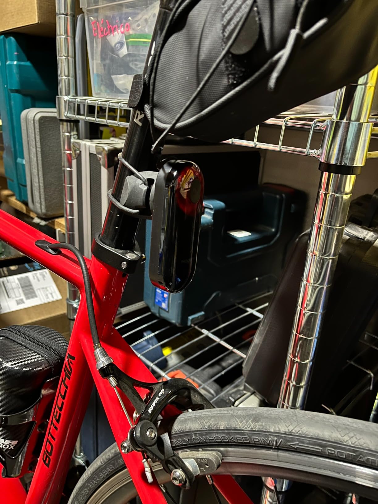 Magene L508 Bike Radar Tail Light, Smart Rear View Radar Taillight Compatible with Some Bike Computers and Watches, Support Magene Utility APP Display customer photo 1