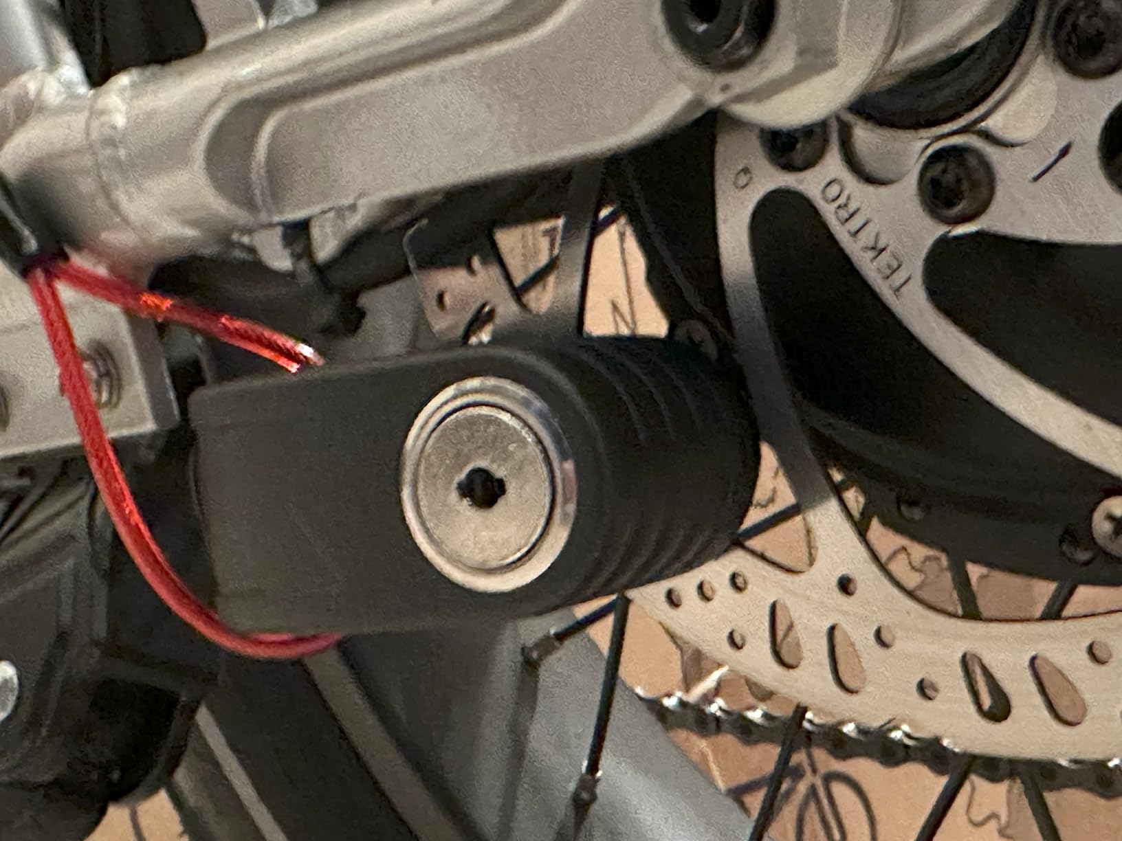 Motorcycle Disc Brake Lock with 130dB Alarm, Anti Theft Security Lock | IP65 Waterproof, Heavy-Duty Metal Construction, Wheel Lock for Motorcycle, Scooter, Moped and Bike, Portable Travel Security customer photo 2