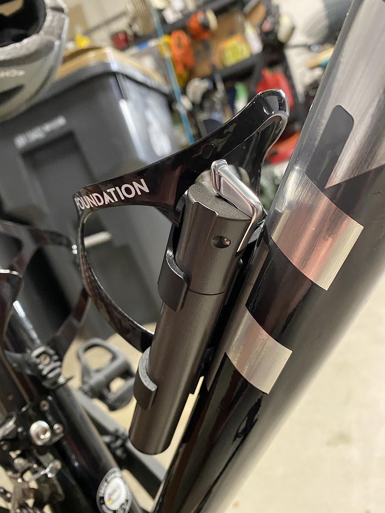 GIYO Mini Bike Pump for Road Bikes - Presta Valve, 120 PSI CNC Telescopic Barrel, Lightweight & Portable, Secure Valve Lock, Taiwan-Made (GM04) customer photo 1