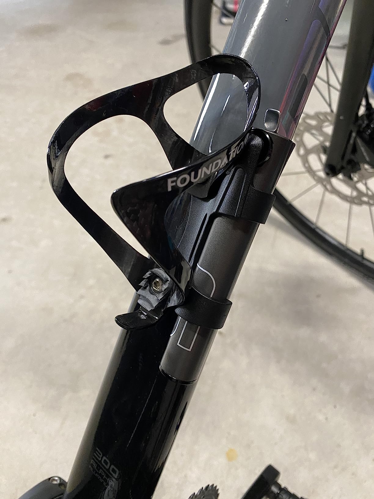 GIYO Mini Bike Pump for Road Bikes - Presta Valve, 120 PSI CNC Telescopic Barrel, Lightweight & Portable, Secure Valve Lock, Taiwan-Made (GM04) customer photo 2