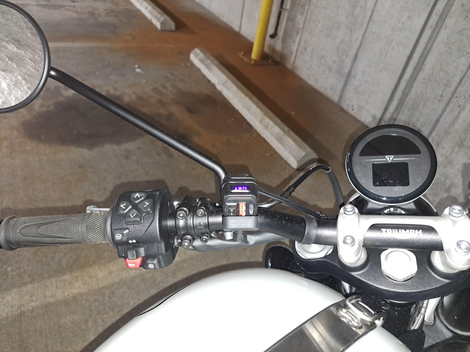 EXTRACTME Motorcycle Phone Charger, 6.4A Dual USB Type C PD & Quick Charge 3.0 Motorcycle USB Charger with Voltmeter & ON/Off Switch, Waterproof Motorcycle Accessories for Phone, Tablet, GPS, etc customer photo 1
