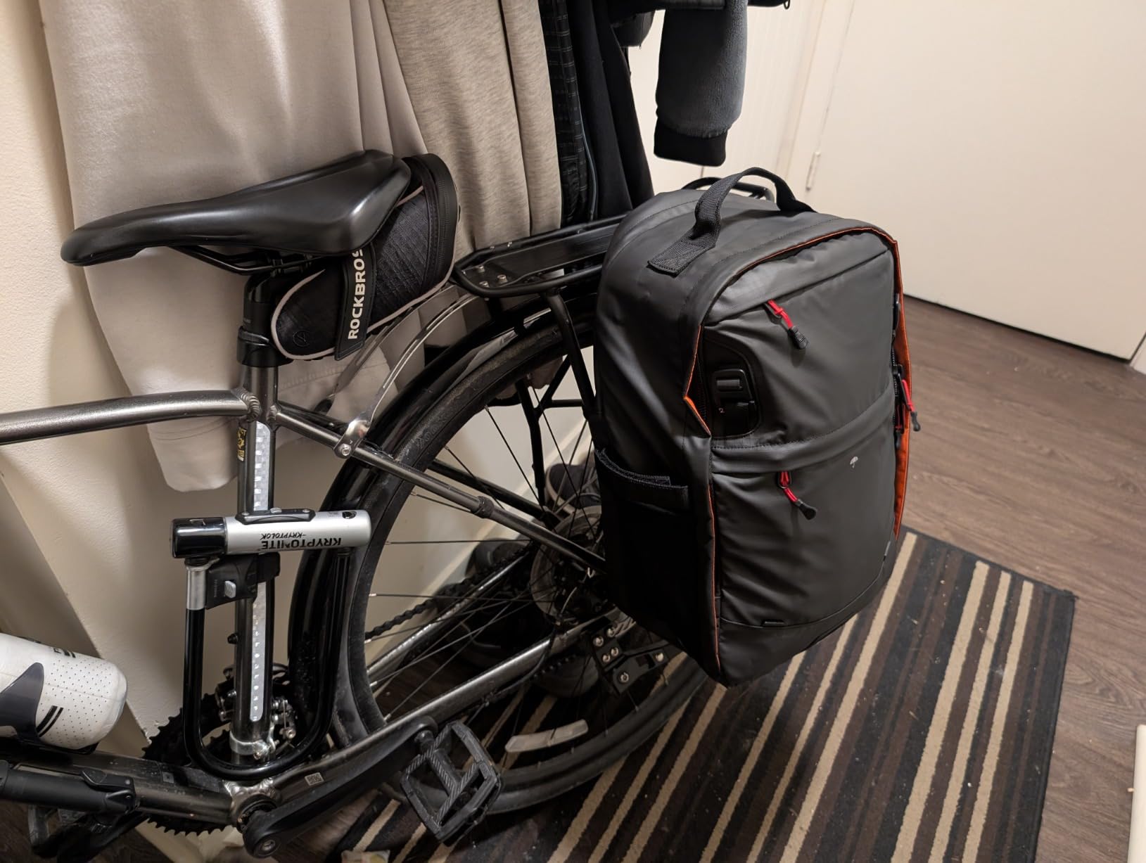 Two Wheel Gear - Pannier Backpack Convertible LITE (22 Litre) - Weatherproof 2-in-1 Bike Commuting and Laptop Travel Bag, Recycled Ripstop Material, Black customer photo 1
