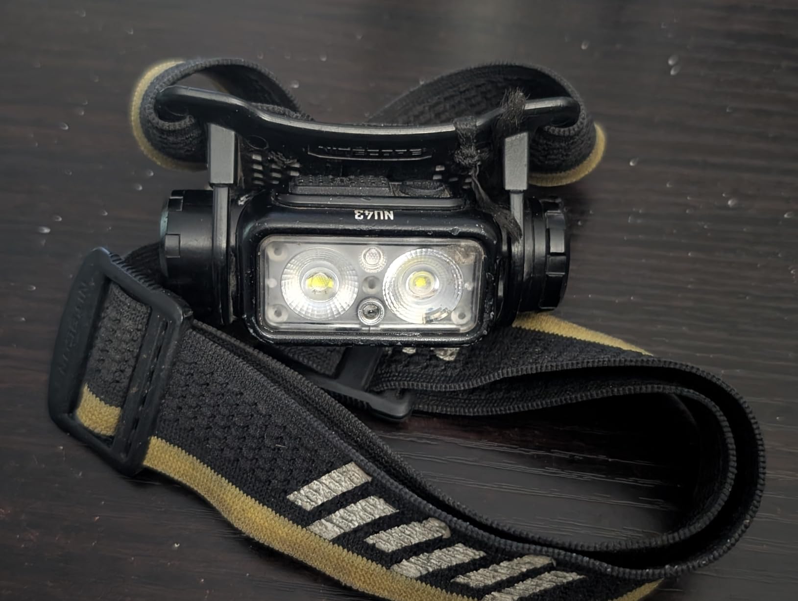 Nitecore NU43 Rechargeable Headlamp, 1400 lumens USB-C Bright Lightweight for Camping, Running, or Working, with Spotlight, Floodlight, Red Light, Including NitecoreS Sticker customer photo 1
