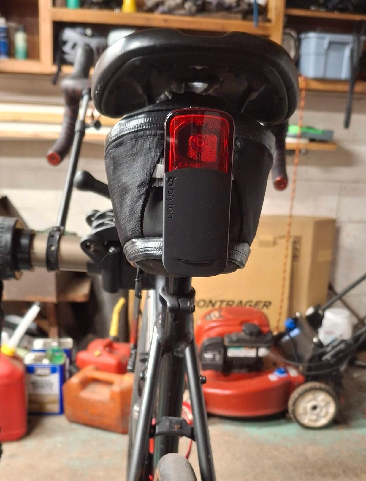 Bryton GARDIA R300L Cycling/Bike Radar with Tail Light, Visual and Audible Alerts for Vehicles up to 207 Yards Away, IPX7 Waterproof, Viewing Angle 220°, Support APP Display customer photo 2