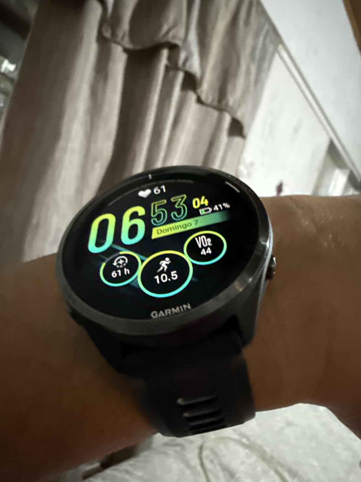 Garmin Forerunner 965 Premium GPS Running and Triathlon 47mm Smartwatch with AMOLED Touchscreen Display, Carbon Gray DLC Titanium Bezel with Black Silicone Band with Black Earbuds customer photo 2