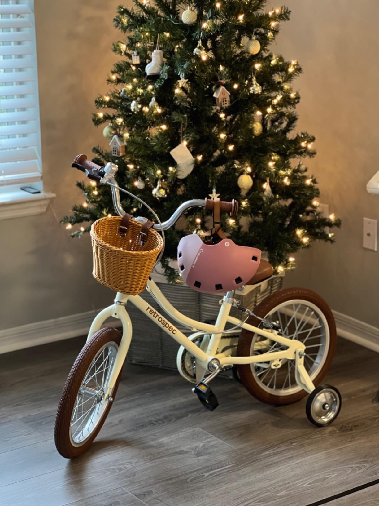 Beaumont Mini 16in Kids Bike with Training Wheels & Basket - Beginner Bicycle for 4-6 Year Olds, Low-Profile Frame, V-Brakes & Safety Bell customer photo 1