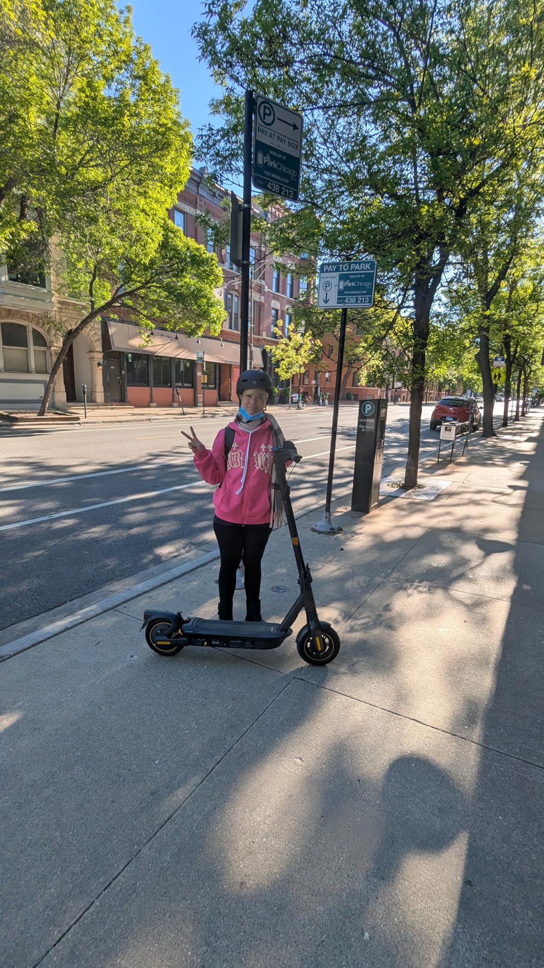 Ninebot MAX Series Electric Scooter, Up to 22-28 MPH, Long Range, Dual Suspension & Braking System, Fast Charging, Scooter for Adults, UL-2272 2271 Certified (G2/G3) customer photo 1