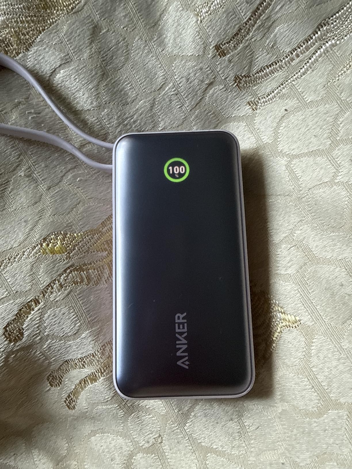 Anker Nano Power Bank, 10,000mAh Portable Charger with Built-in USB-C Cable, 30W Recharging, 30W Max Output with USB-C&A, for iPhone 17/16 / 15 Series, MacBook, Galaxy, AirPods, and More customer photo 2