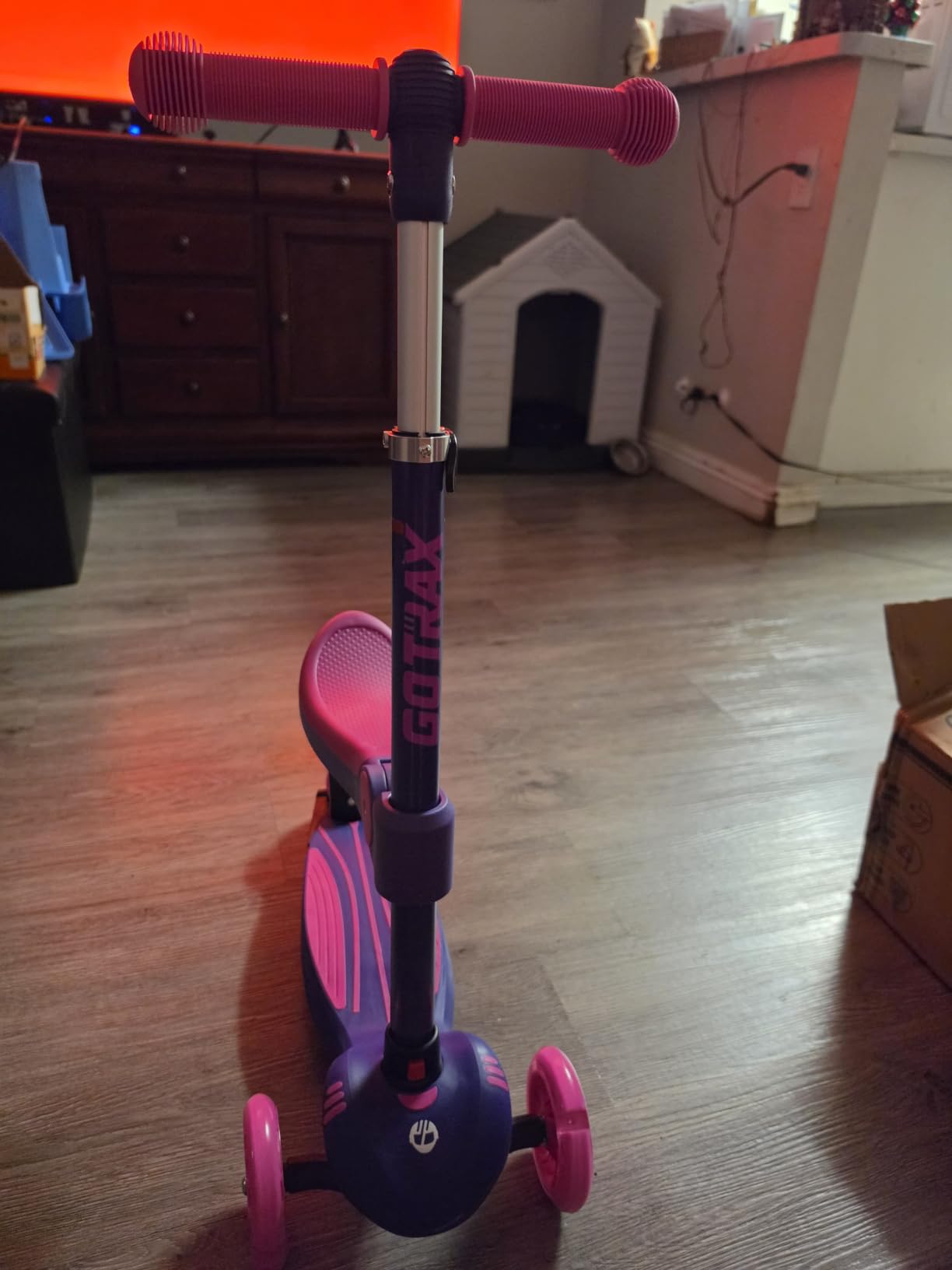 Gotrax KS3 Kick Scooter with Seat, 3 Wheels for Kids Age 2+, Gifts, LED Light-Up Wheels, Adjustable Handlebar, Removable Seat, Lean to Steer, Wide Anti-Slip Deck, Max Load 110 lbs, Boys & Girls customer photo 2