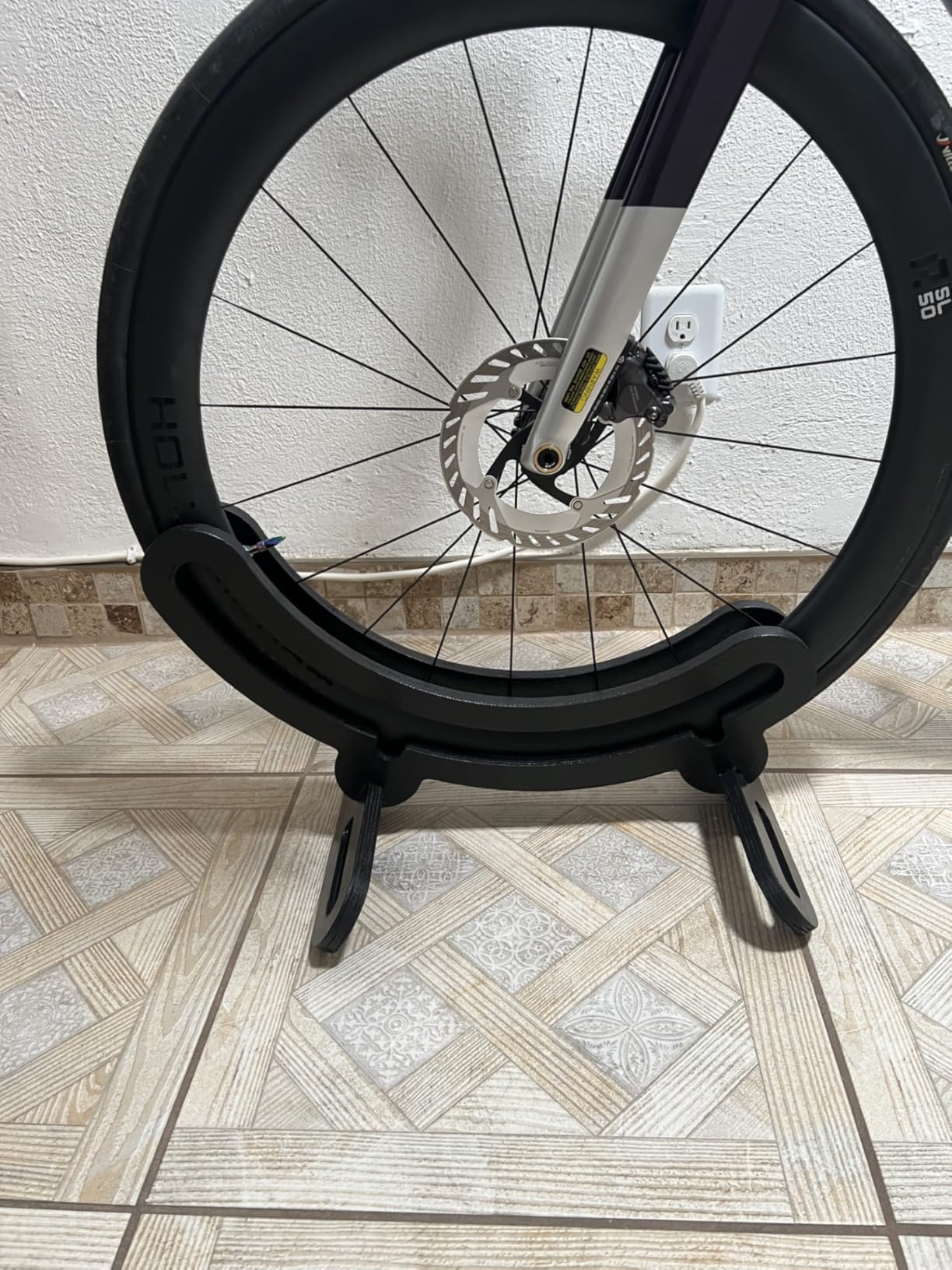 ROCKBROS Indoor Bike Stand Floor Bicycle Storage Rack Wooden Display Stand - Renewable Natural Wood Tool-Free Assembly for 700C Road Bikes customer photo 1