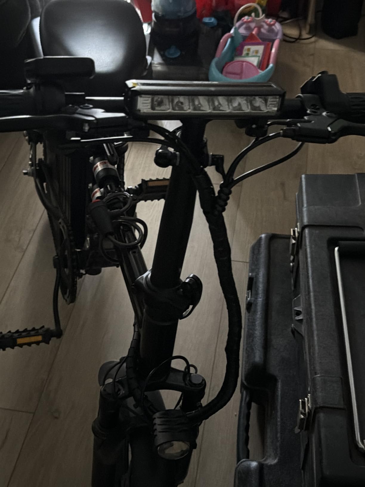 Suruid Super Bright LED Bike Light, USB Rechargeable Bicycle Headlight, Waterproof Bike Headlight, Daytime Running Light, MTB Off-Road Cycling Commuting customer photo 1