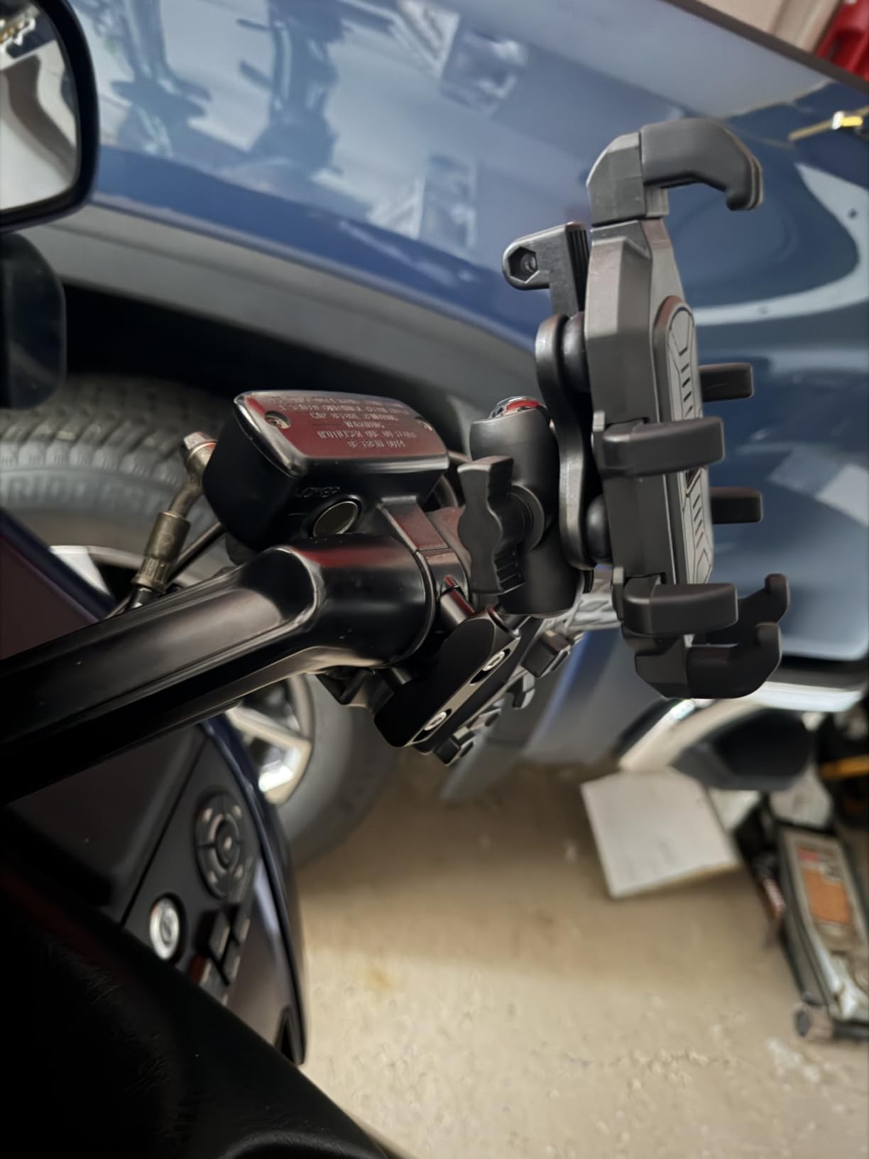 BRCOVAN Motorcycle Phone Mount Holder with Vibration Dampener | Anti-Shake Handlebar Cellphone Cradle for Bike Bicycle Scooter ATV, Adjustable Fit 5.4 - 6.9'' Smartphone customer photo 1