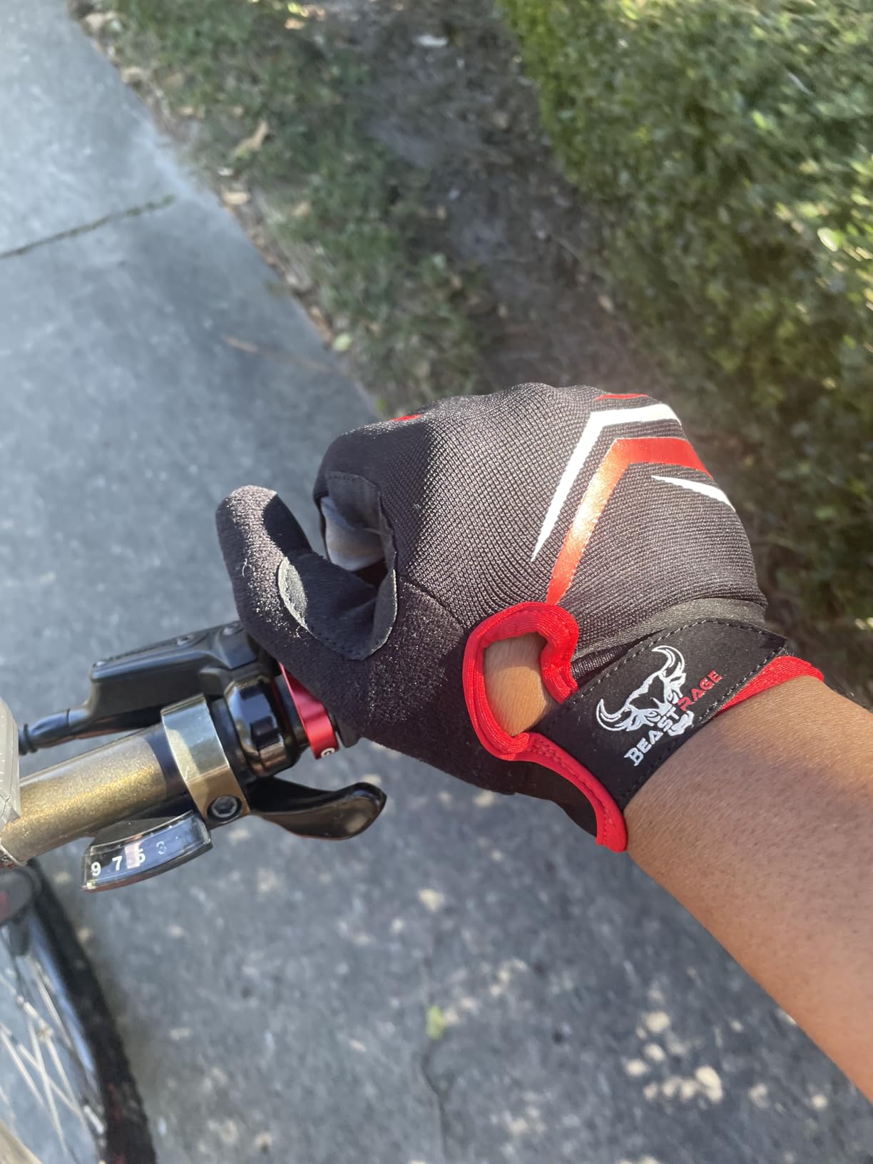 Full Finger Cycling Gloves with Padding for Men Women, Anti-Slip, Shock Absorbing, Breathable, Touchscreen Mountain Bike Gloves for BMX, MTB Riding, Road Racing, Bicycle customer photo 2