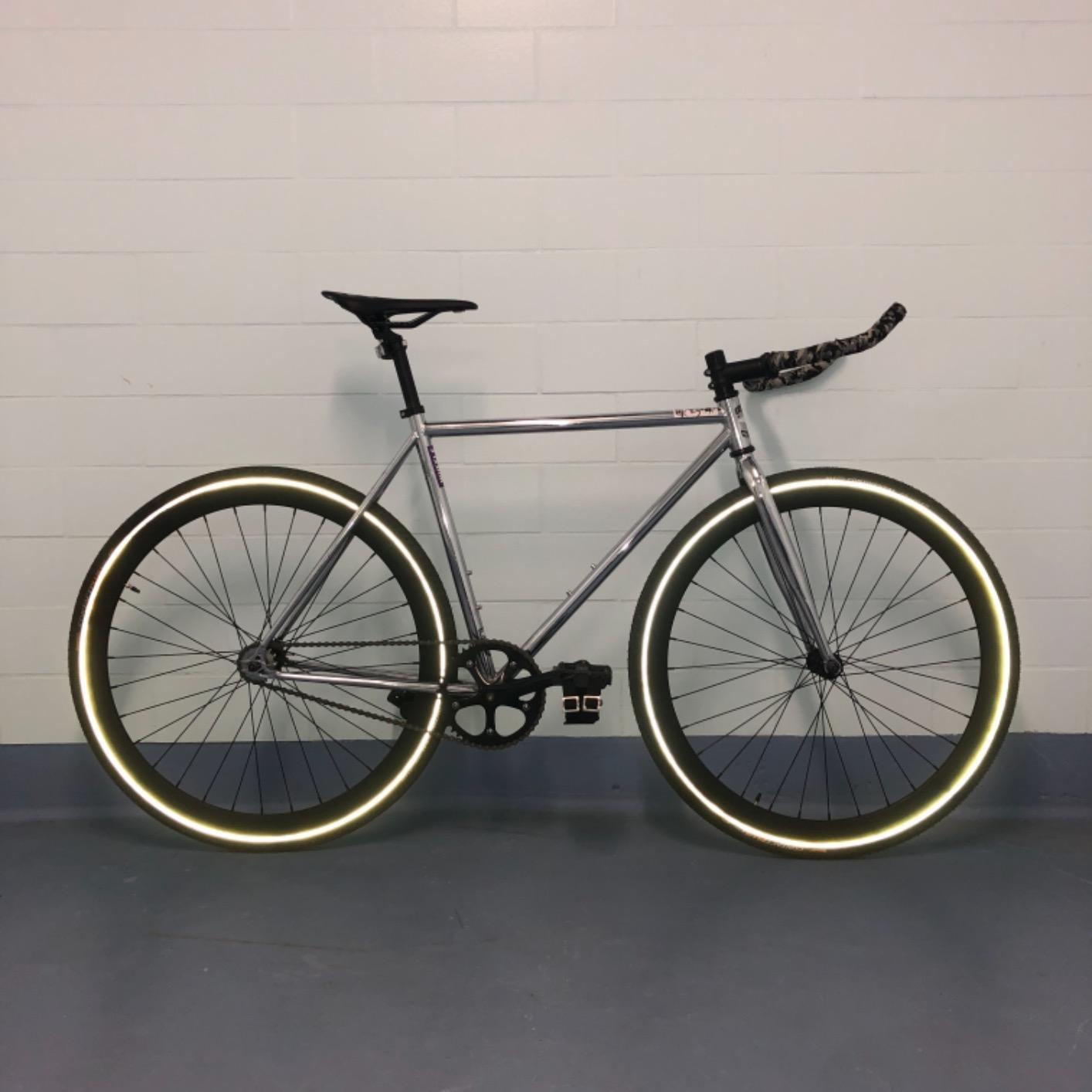 Golden Cycles Fixed Gear Single Speed Bike - Perfect Urban Commuter Bicycle with Front and Rear Brakes - Ideal for Teens and Adults - The Bike Comes in Different Sizes customer photo 2