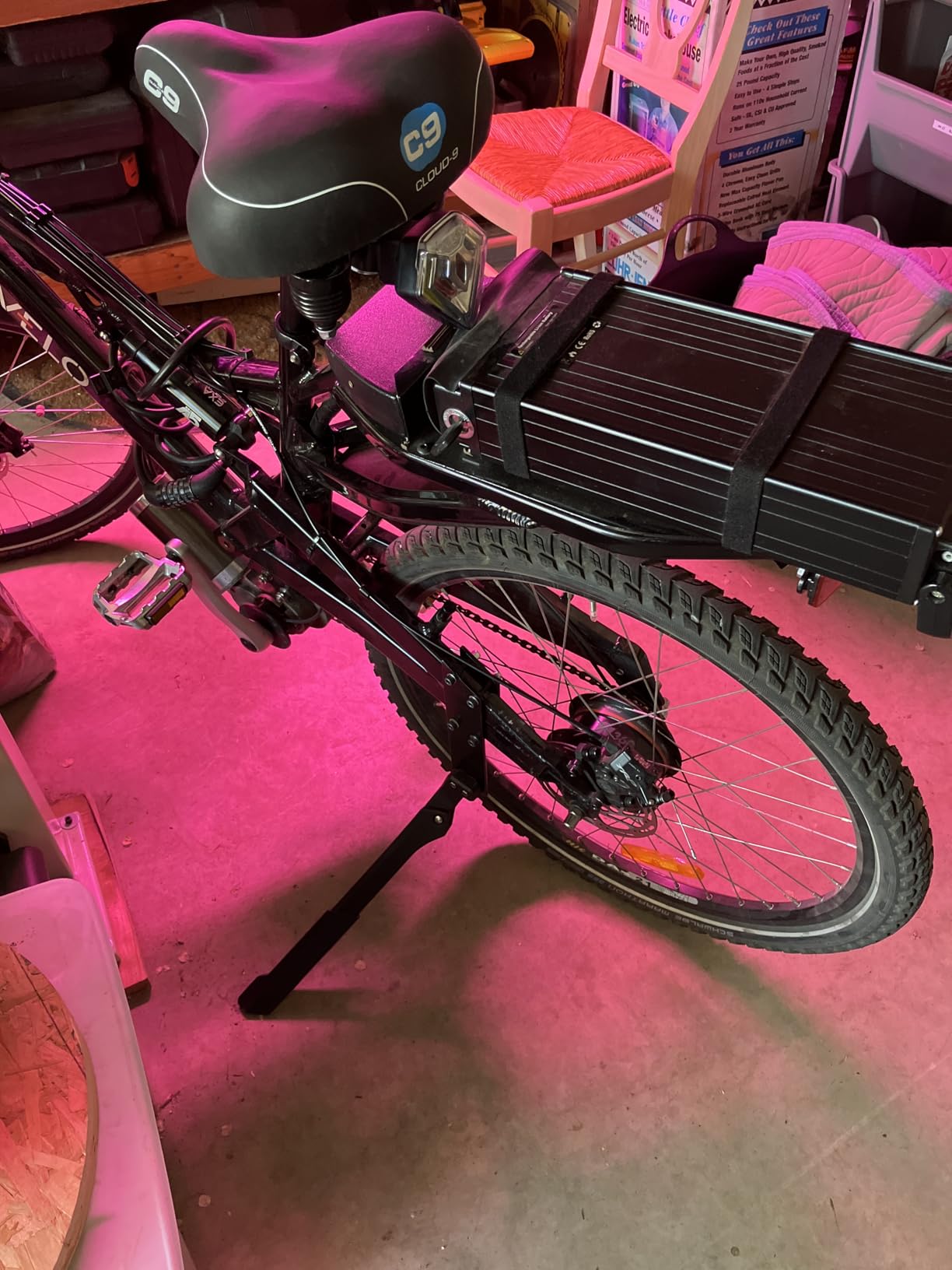 Portland Design Works Sturdy Lad E-Bike Kickstand customer photo 1