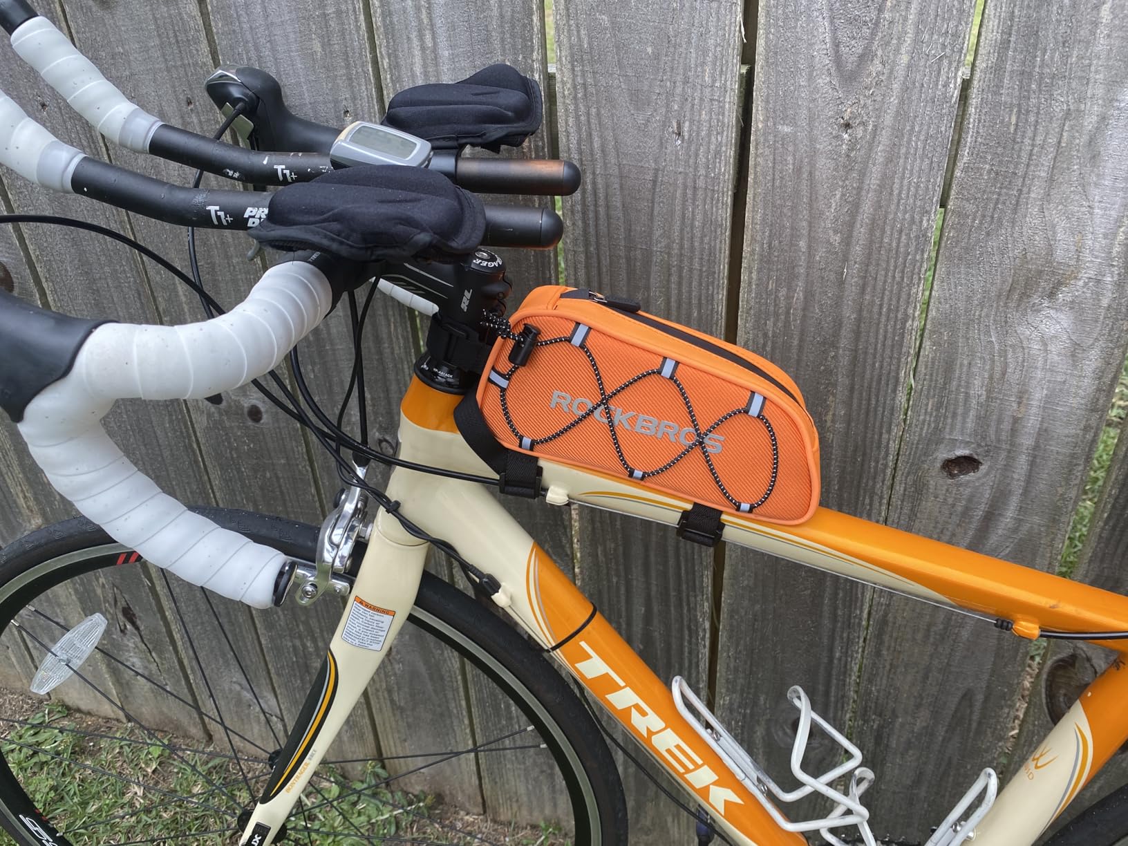 ROCKBROS Top Tube Bike Bag 1.3L 3-Point Elastic Cord Lightweight Portable | One-Hand Access Zipper, External Mesh Pockets, Anti-Wear Fabric, Headphone Jack Design, Road Commuting customer photo 2