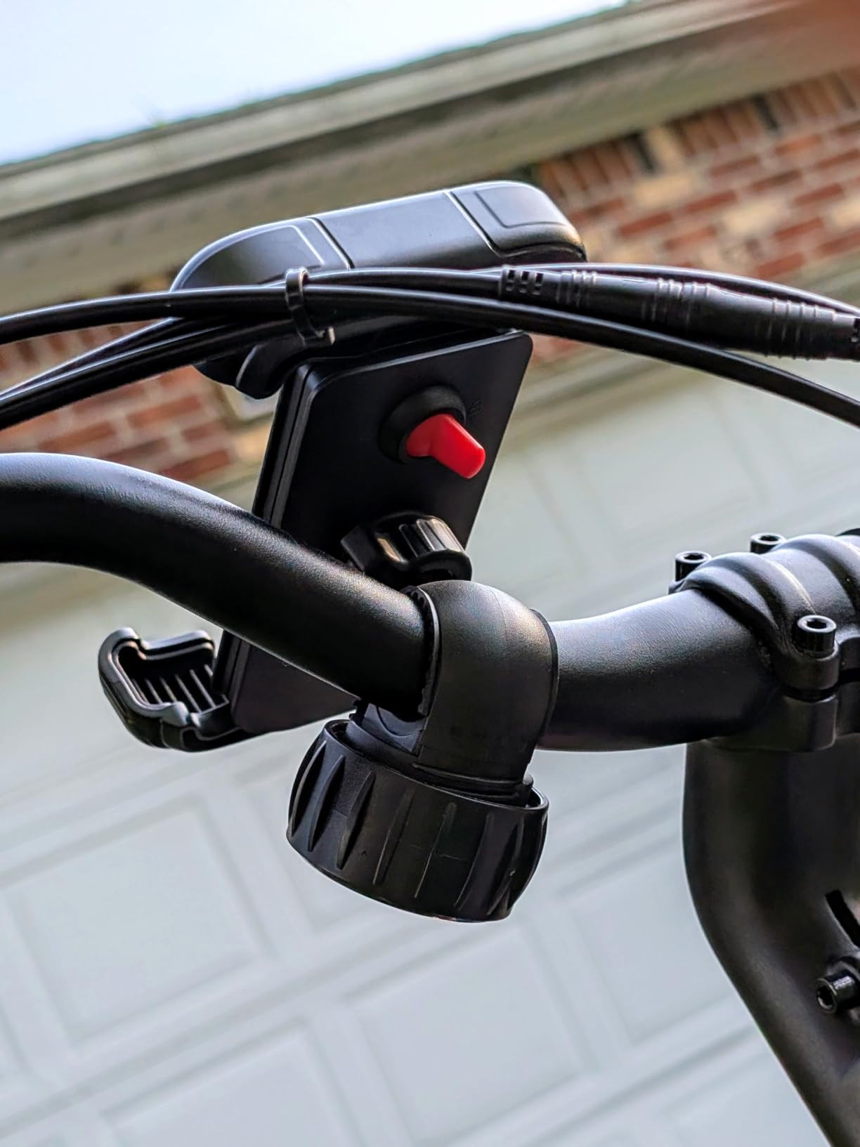 LISEN Bike Phone Holder, [Super Easy Install] Motorcycle Phone Mount Ebike Accessories Bicycle Handlebar Holder Mount Gifts for Adults Kids Men Mountain Mini Bike Scooter Gear Accessories, Black customer photo 1