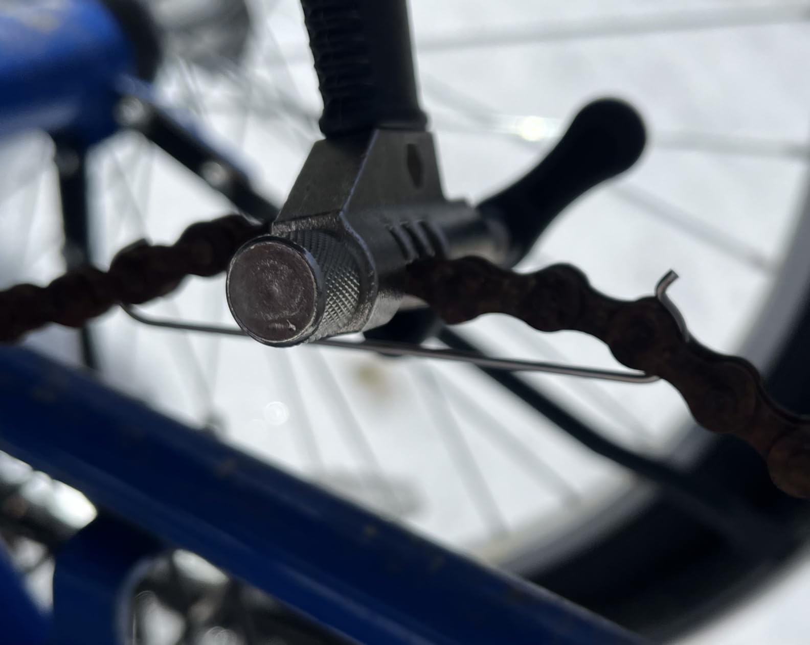 Bike Chain Repair Tool kit - Bicycle Chain Breaker Tool, Master Link Pliers, Chain Wear Checker for 7-11 and Single Speed Chains customer photo 2