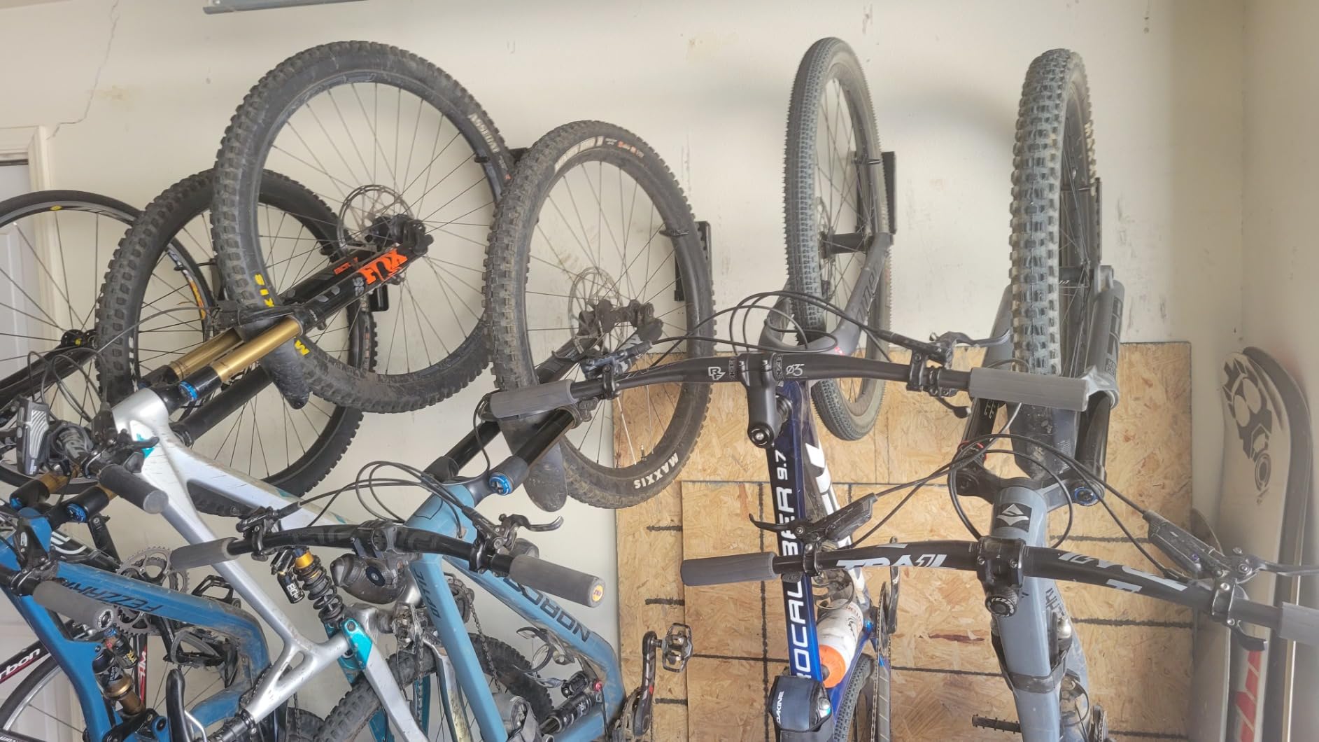 FEEDBACK SPORTS | Velo Hinge 2.0 (Single) Pivoting Swivel Bike Wall Mount | Vertical Bicycle Hanger | Garage Fold Away Bike Hook | Road, Gravel, Mountain Bike Compatible customer photo 2