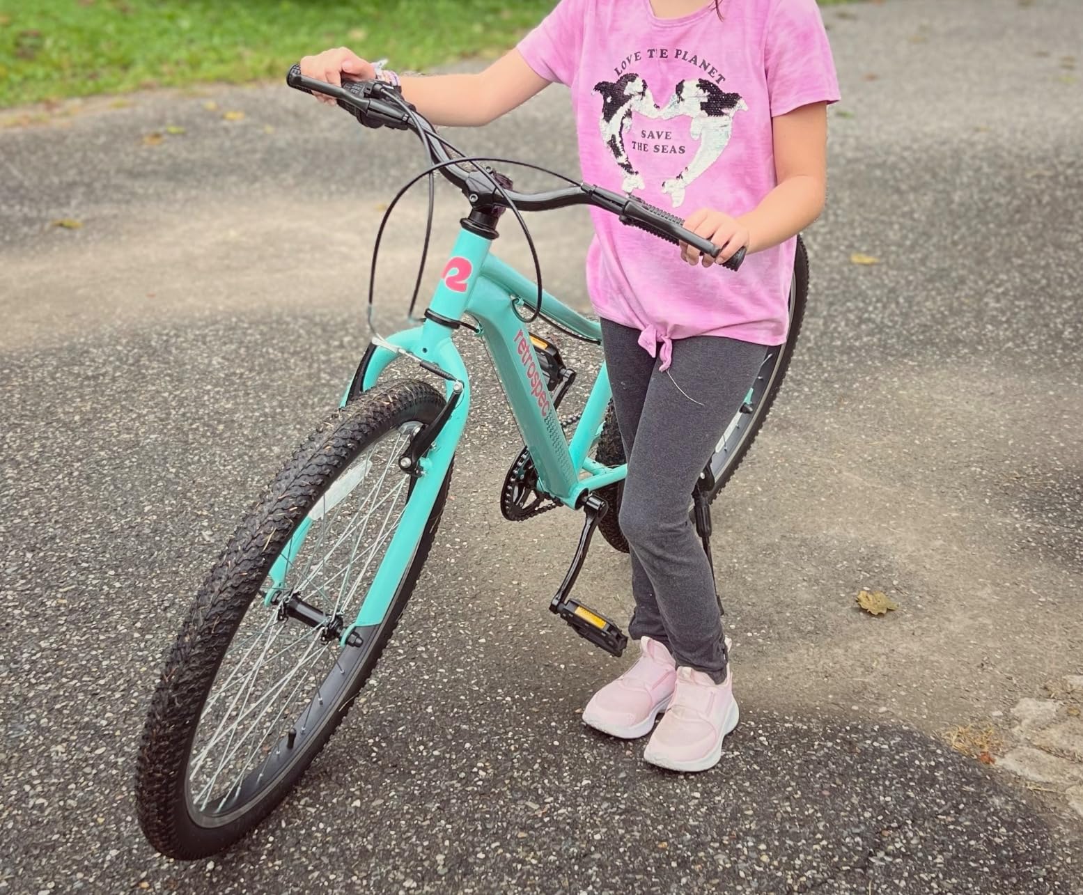 Retrospec Dart Kids Bike - 7-Speed Hybrid Bicycle for Ages 6-11 with 29in All-Season Tires & Shock Absorption - Adjustable Height Youth Bike with V-Brakes & Smooth Gear Shifting customer photo 1