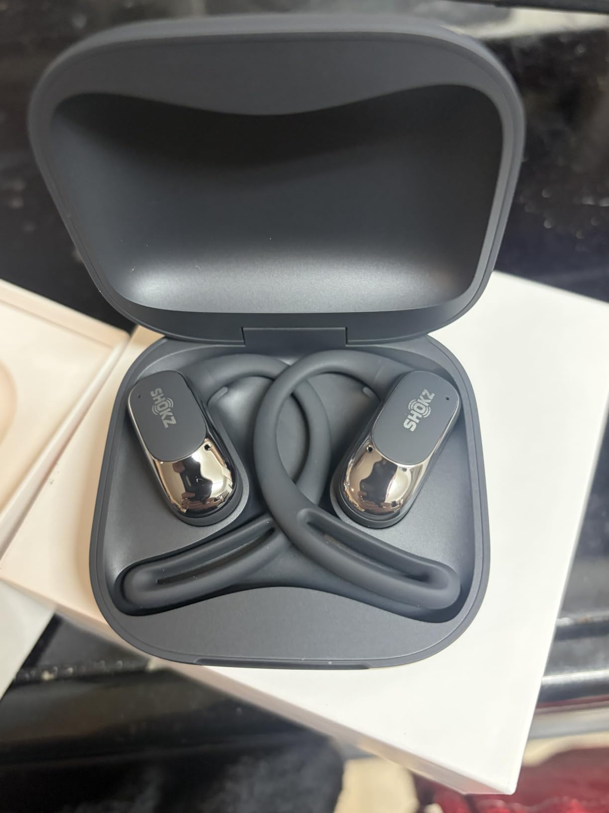 SHOKZ OpenFit Air - Open-Ear Headphones, True Wireless Earbuds, Water Resistant, Secure Earhooks for Daily Use, Black customer photo 2