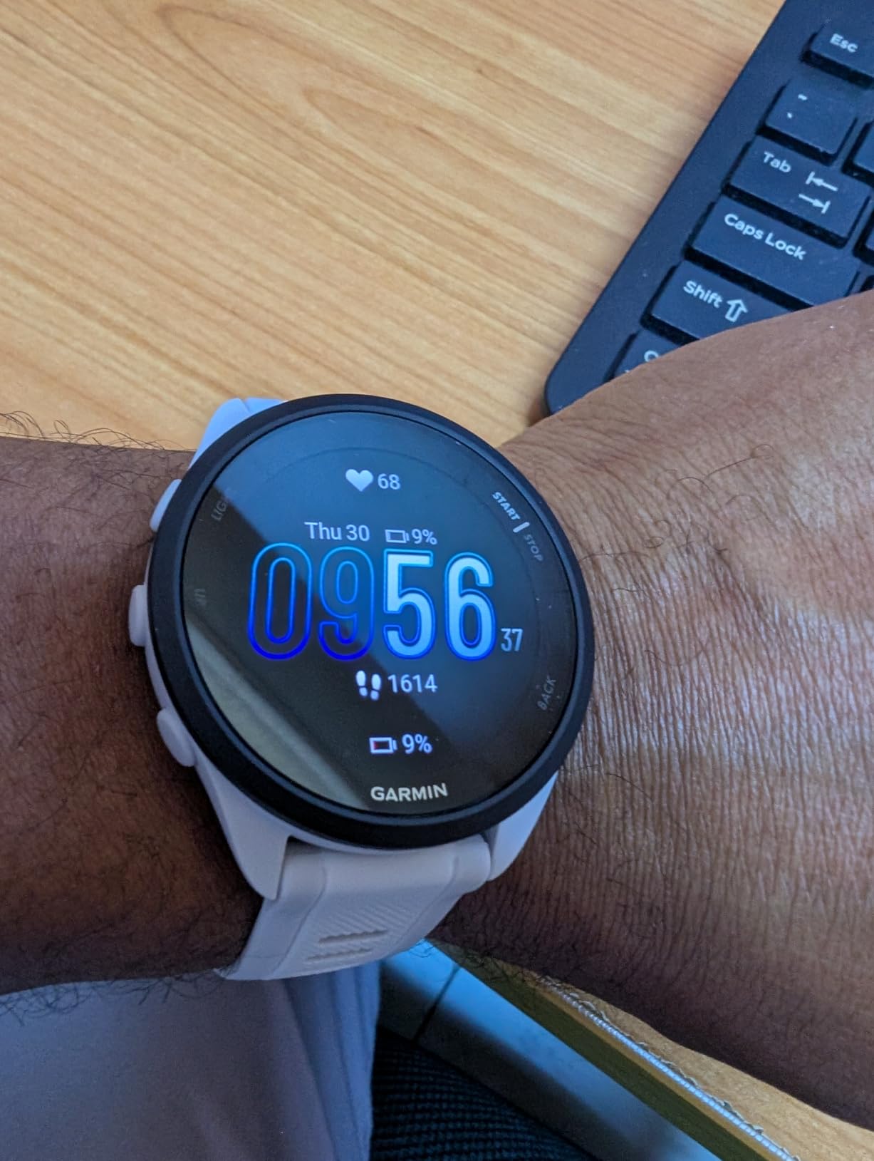 Garmin Forerunner® 165, Running Smartwatch, 43mm, Black customer photo 1