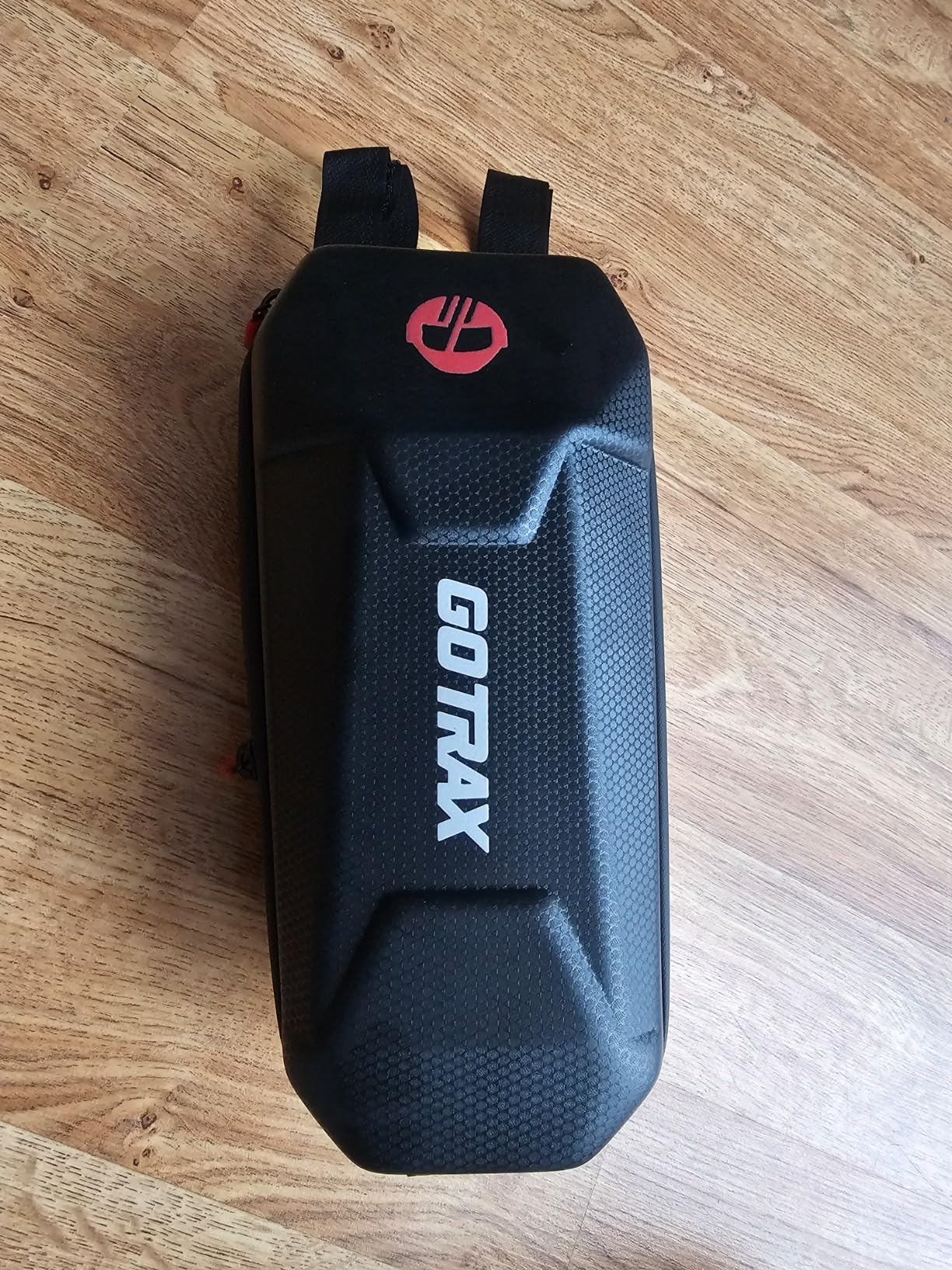Gotrax Handlebar Bag for Electric Scooter and Bike, Universal Waterproof Scooter Tiller Bag for Carrying Charger Wallet Phone Keys, 3L Large Capacity customer photo 1