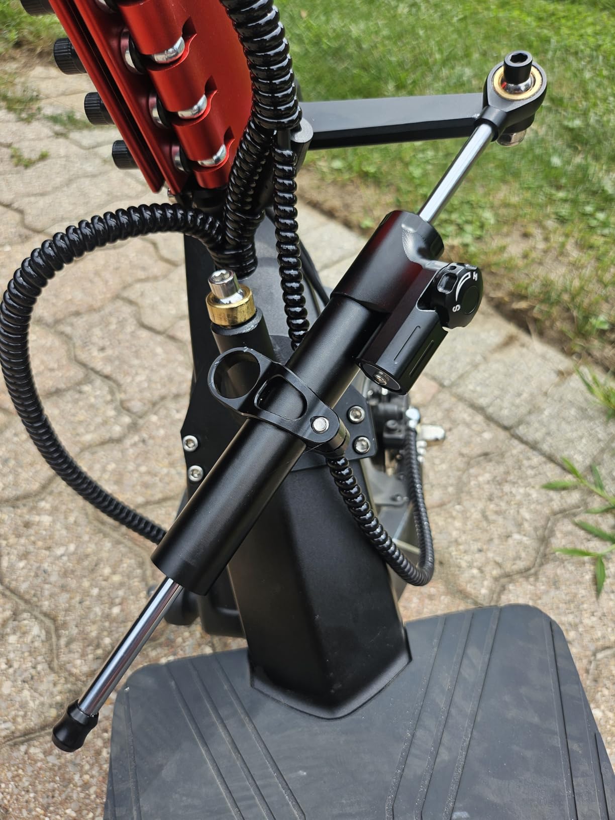 YUME SCOOTER Raptor2 6000W 54MPH 60V 30AH/27AH Electric Scooter for Adults | 67/62 Miles Long Range, High Performance Fast E Scooter customer photo 1