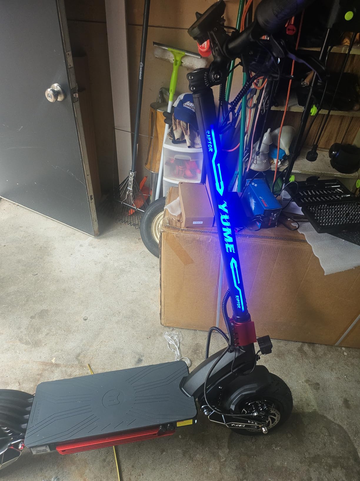 YUME SCOOTER Raptor2 6000W 54MPH 60V 30AH/27AH Electric Scooter for Adults | 67/62 Miles Long Range, High Performance Fast E Scooter customer photo 2