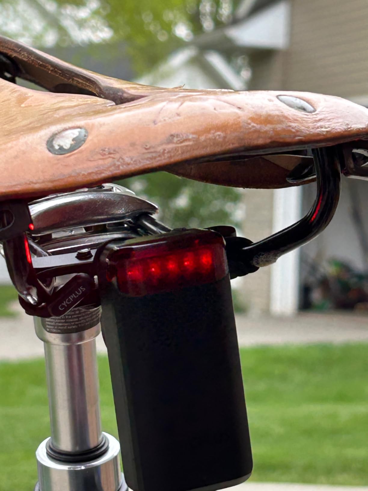 CYCPLUS Bike Radar Tail Light with Precise Brake Sensing, Visual Alerts for Vehicles Up to 175 Yard, 2000mAh Rechargeable Battery, Auto ON/Off, IPX6 Waterproof Bicycle Rearview Light for Night Riding customer photo 2