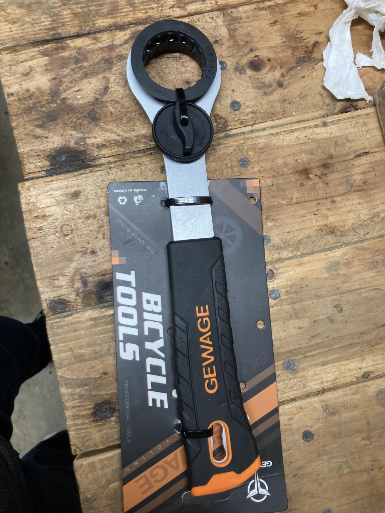 GEWAGE Bicycle Bottom Bracket Tool - Bottom Bracket Removal Install Tool Compatible with Shimano Hollowtech II/BB9000, BBR60,12X46MM - BB Remover with Crank Cap Wrench customer photo 2