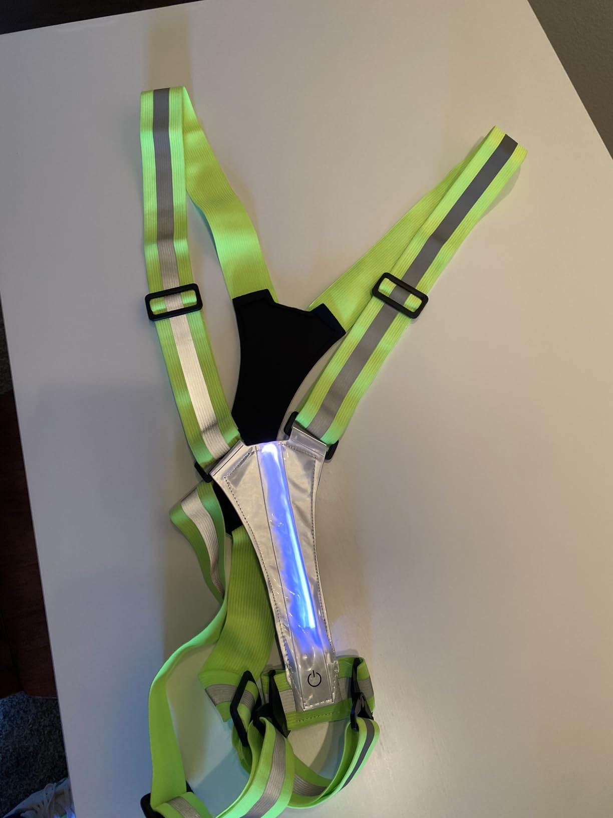 LED Reflective Vest Running Gear, 5 Colors Lights Up Running Vest for Night Walking Cycling Jogging, Adjustable Size for Men Women, Rechargeable and High Visible customer photo 1