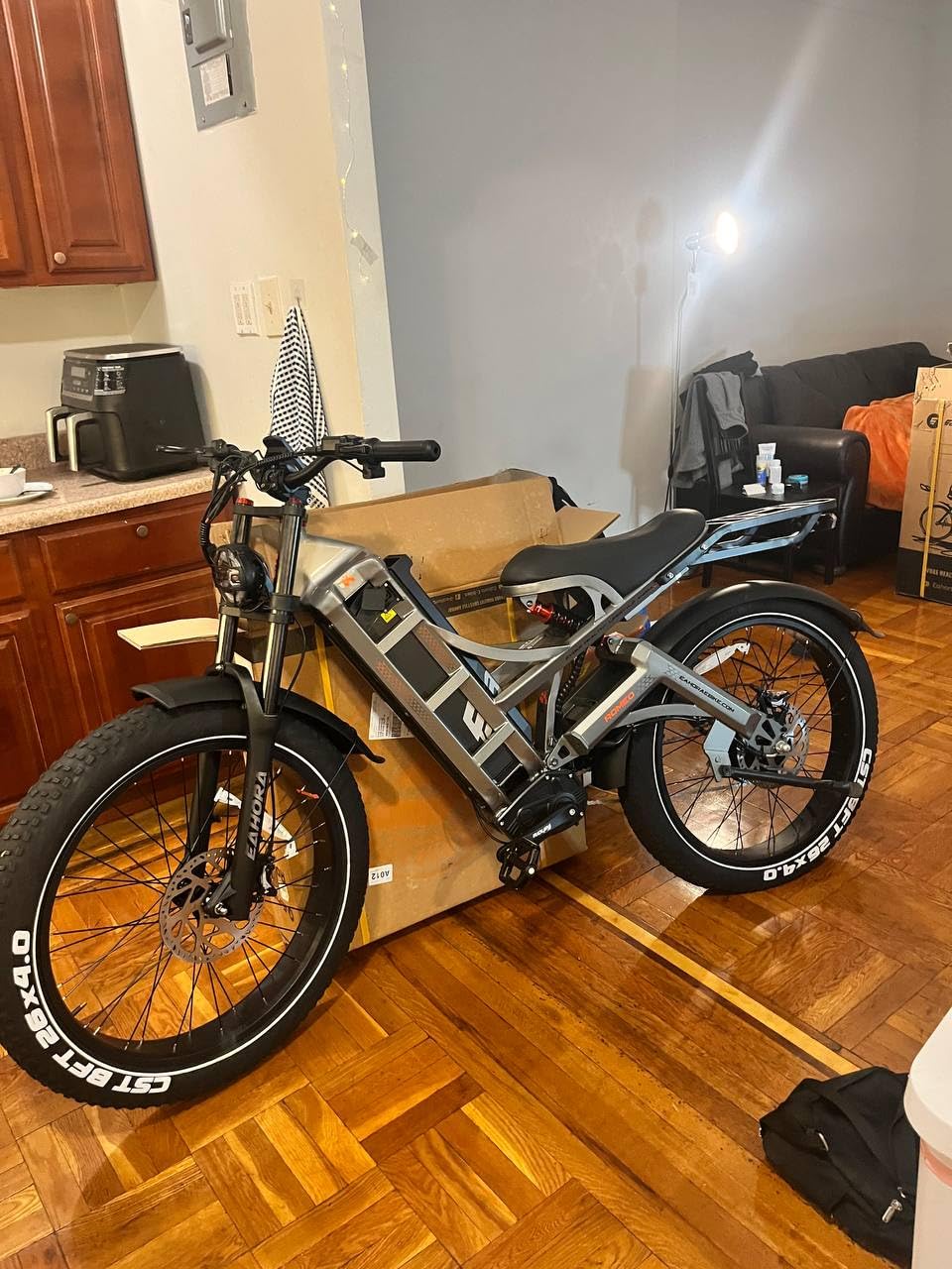 eAhora 2026 Romeo Pro 3 6000W 52Mph High-Torque Ebike, 60V 80Ah 300 Mile Long Range Electric Bike for Adults, Adjustable Air Suspension, 26'' Puncture-Proof Tire, UL 2849 Certified by TÜV customer photo 1