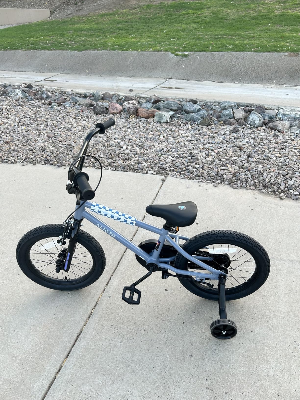 vollsch BMX Style 12 14 16 Inch Kids Bike Training Wheels 20'' Bicycle with Kickstand for 2-14 Years Old Toddlers Boys Girls Coaster Brake Multiple Colors customer photo 2