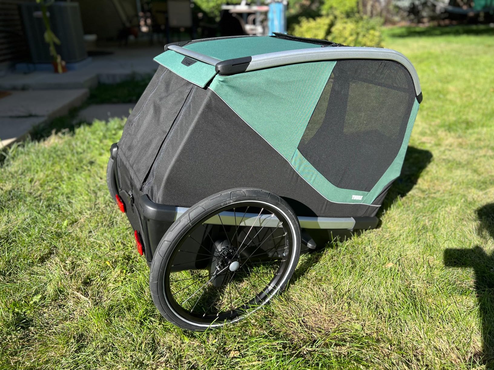 Thule Bexey Pet Bike Trailer - Carrier for Small & Large Sized Dogs customer photo 2