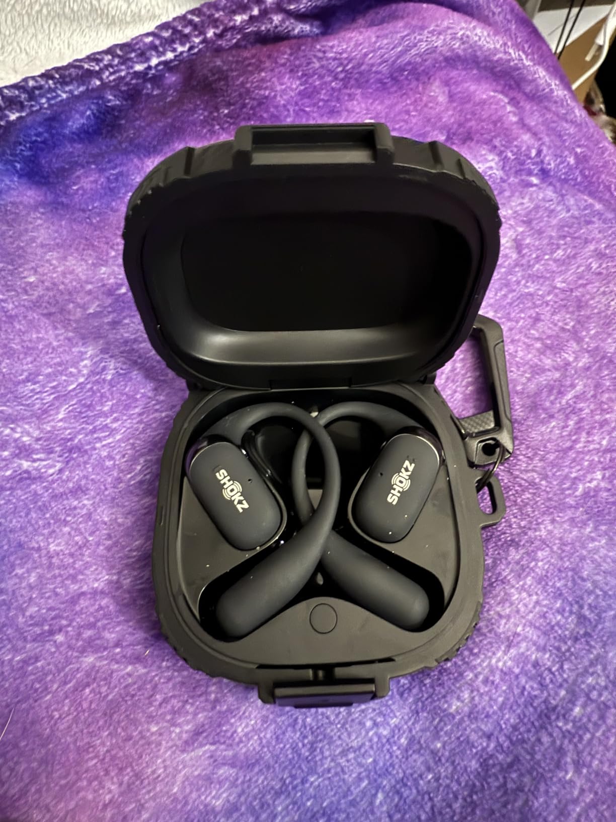 SHOKZ OpenFit 2 Open-Ear Headphones, True Wireless Bluetooth Earphones with Microphone, Earhook Earbuds with 48 Hours of Playtime, Fast Charging, IP55 Water-Resistant, with Carrying Bag, Black customer photo 1
