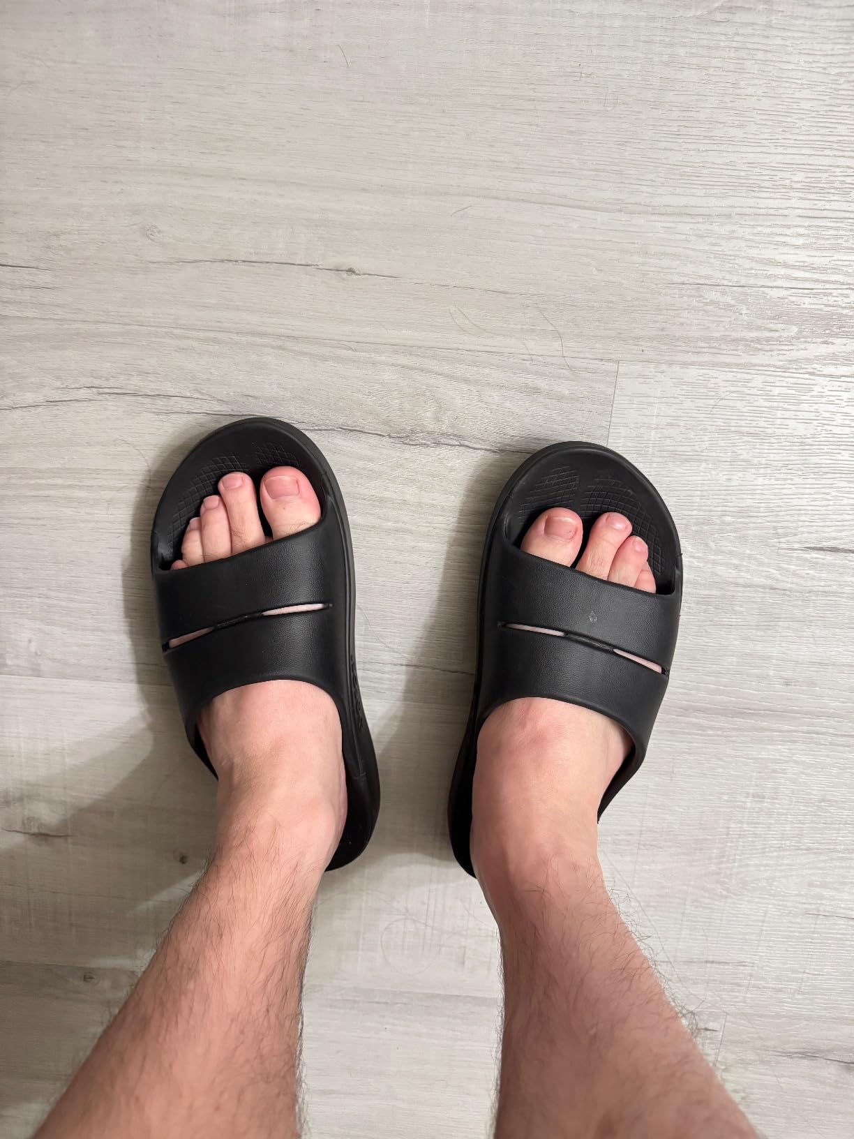 OOFOS OOahh Recovery Slide Sandals customer photo 1