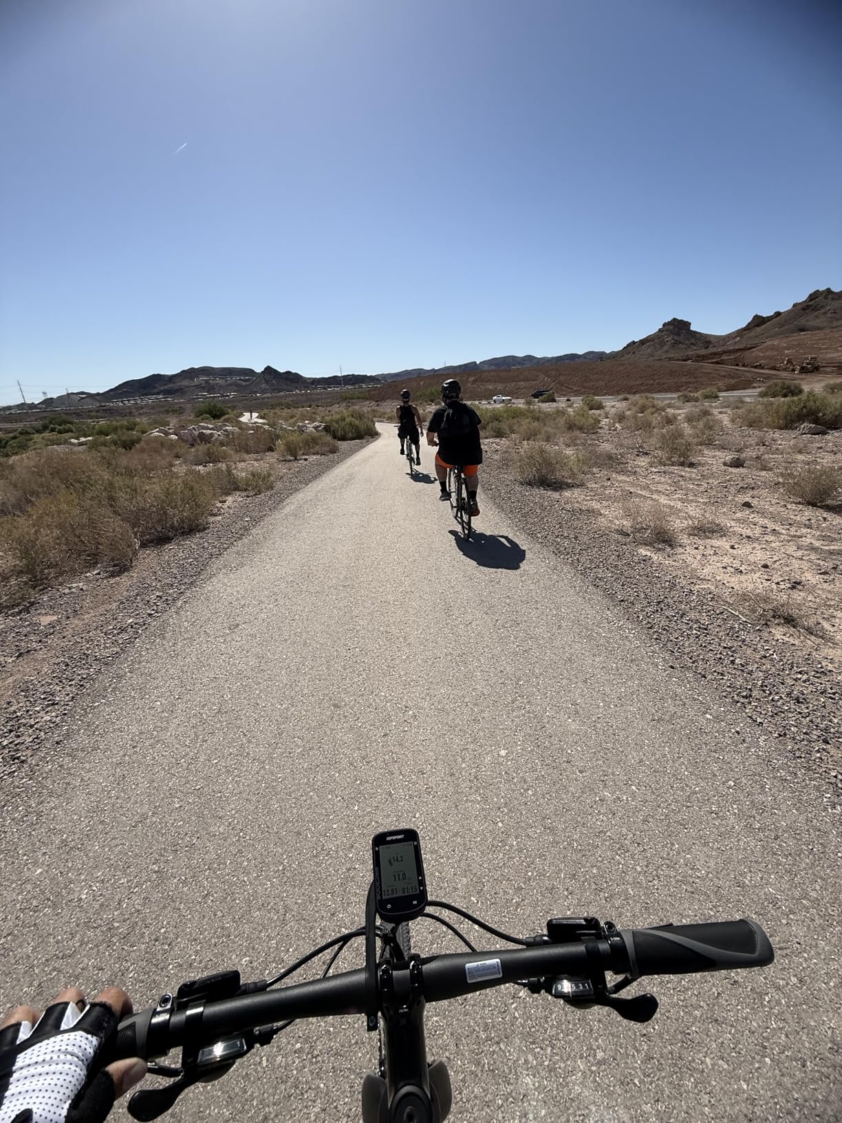 iGPSPORT BSC200S GPS Bike Computer, Wireless Route Navigation 2.4