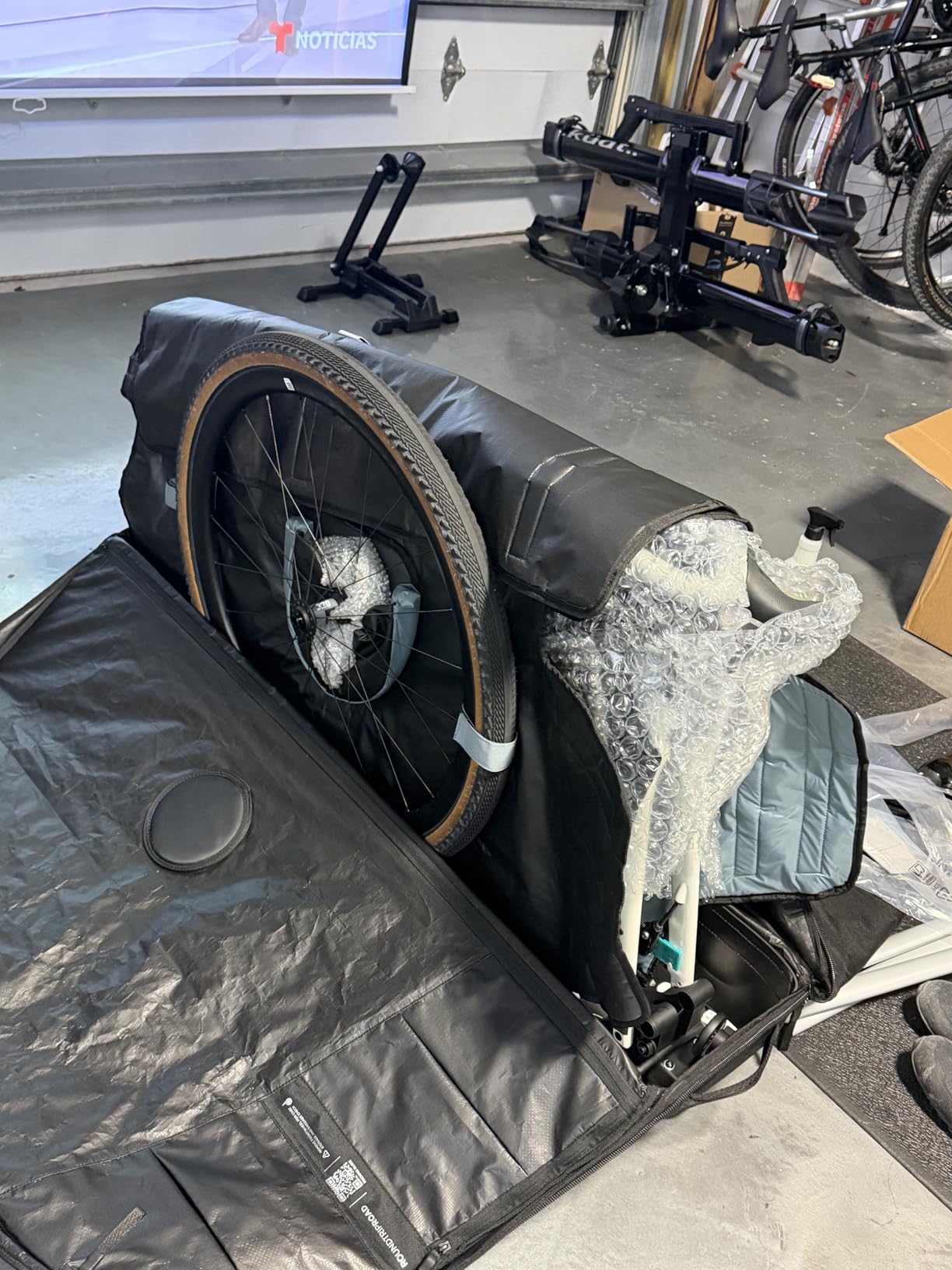Thule Roundtrip Road Bike Travel Case customer photo 1
